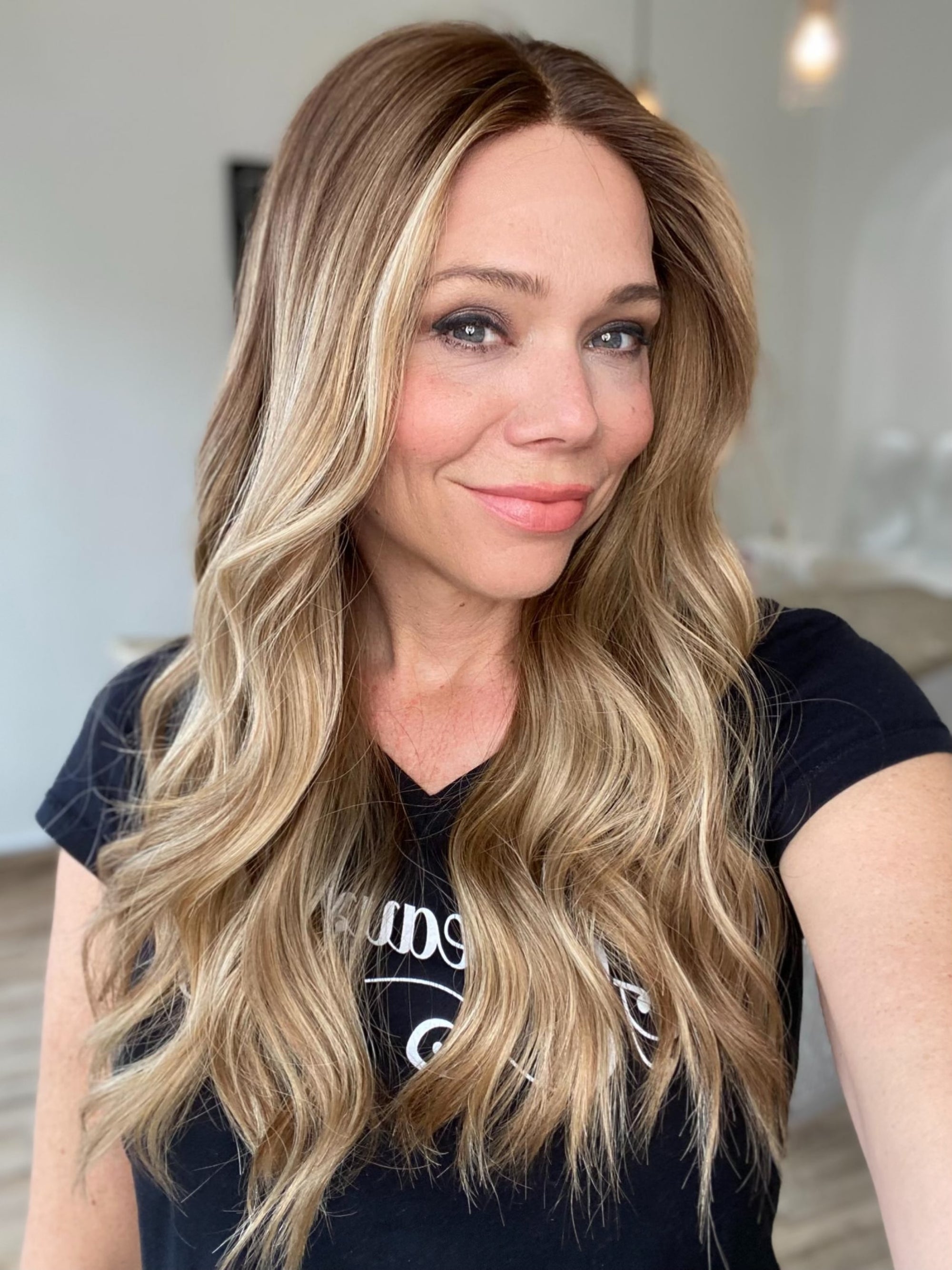 "CARMEN" GARDEAUX DELUXE LACE TOP WHOPPER WIG (MEDIUM CAP)