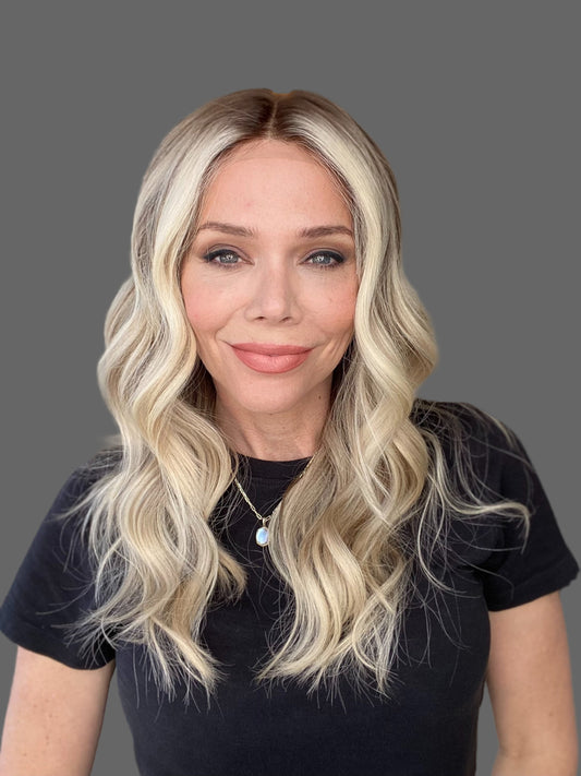 # 8571 GARDEAUX DELUXE HAND TIED, SILICONE LINED GRIPPER WIG (LARGE CAP)