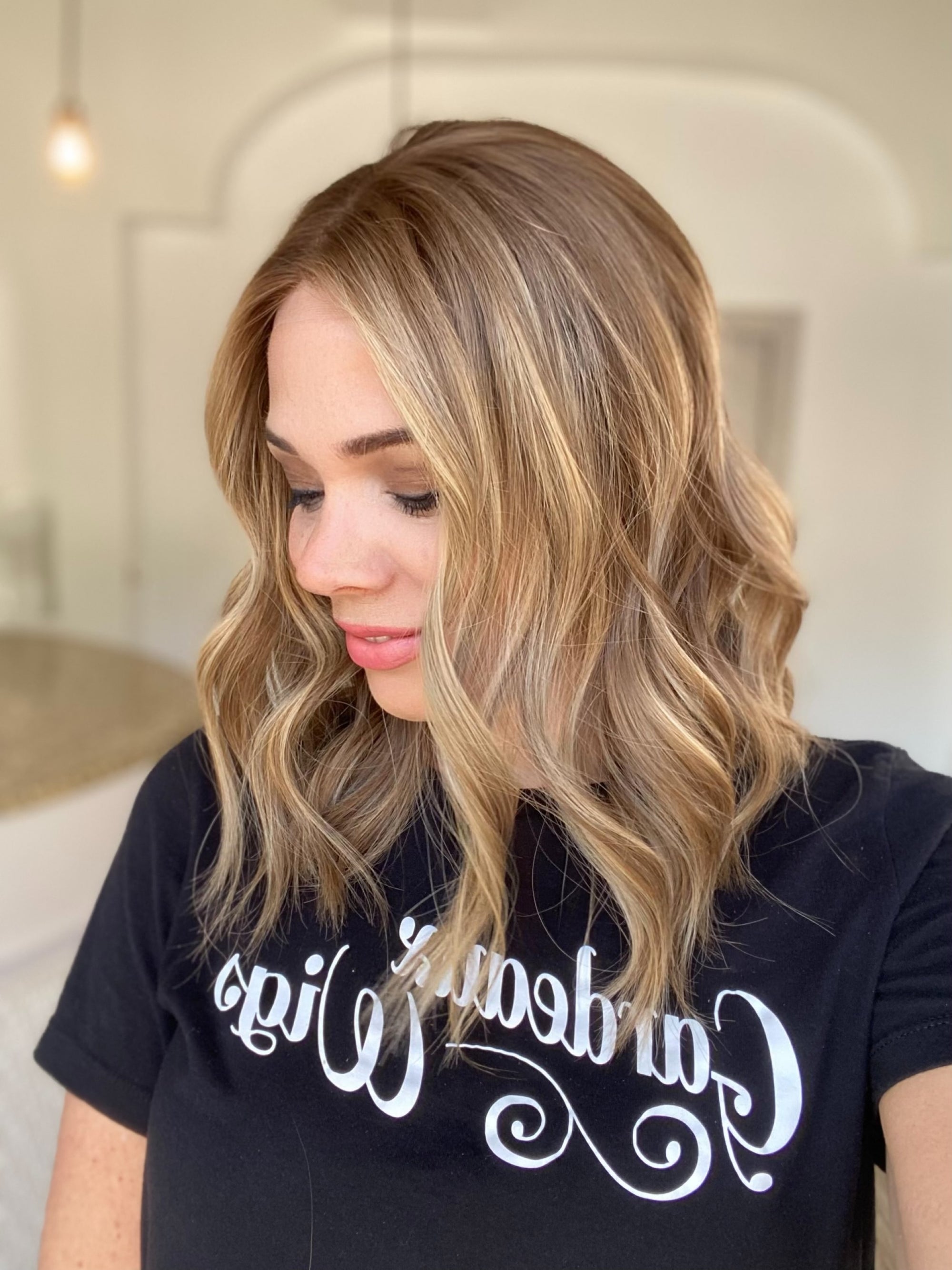 # 8011 GARDEAUX DELUXE HAND TIED SILICONE LINED WIG (MEDIUM CAP)