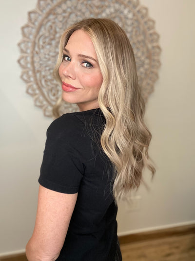 # 8542 GARDEAUX DELUXE LACE TOP WIG (MEDIUM CAP)