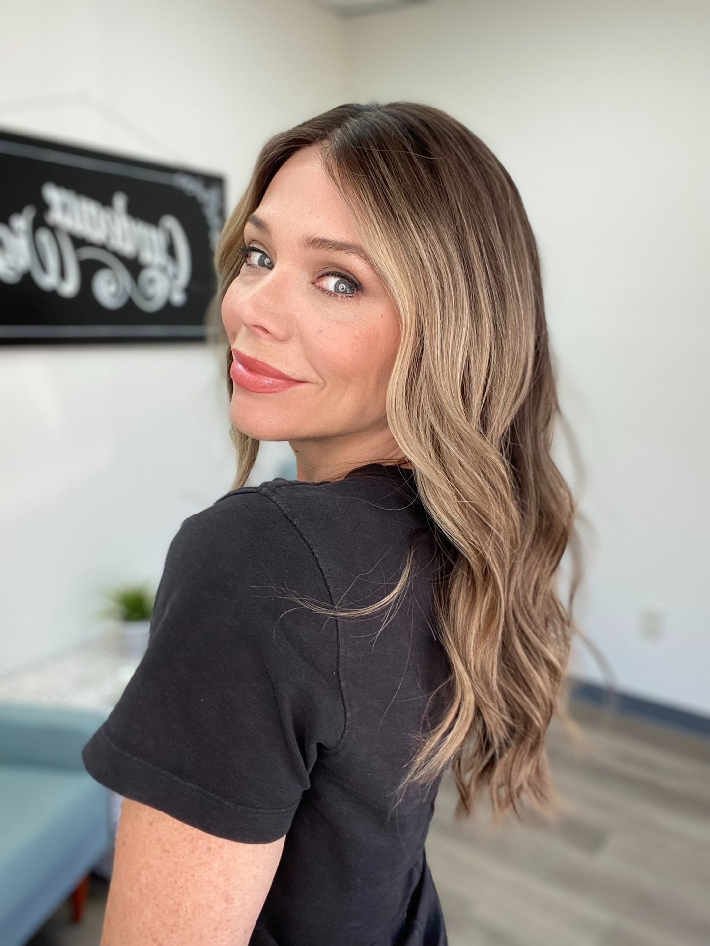 # 8738 GARDEAUX DELUXE HAND TIED DOUBLE LACE TOP WIG (SMALL CAP)