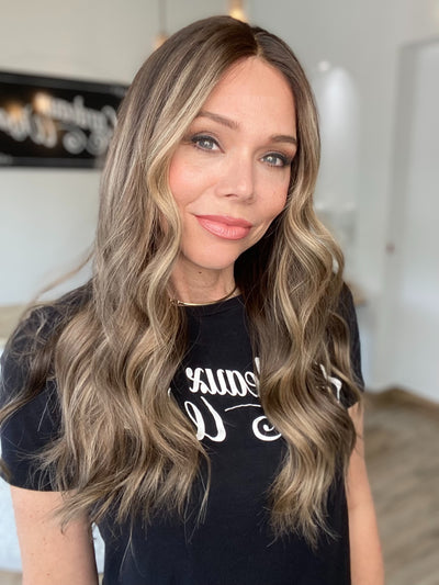 # 8312 GARDEAUX DELUXE LACE TOP WIG  (MEDIUM CAP)