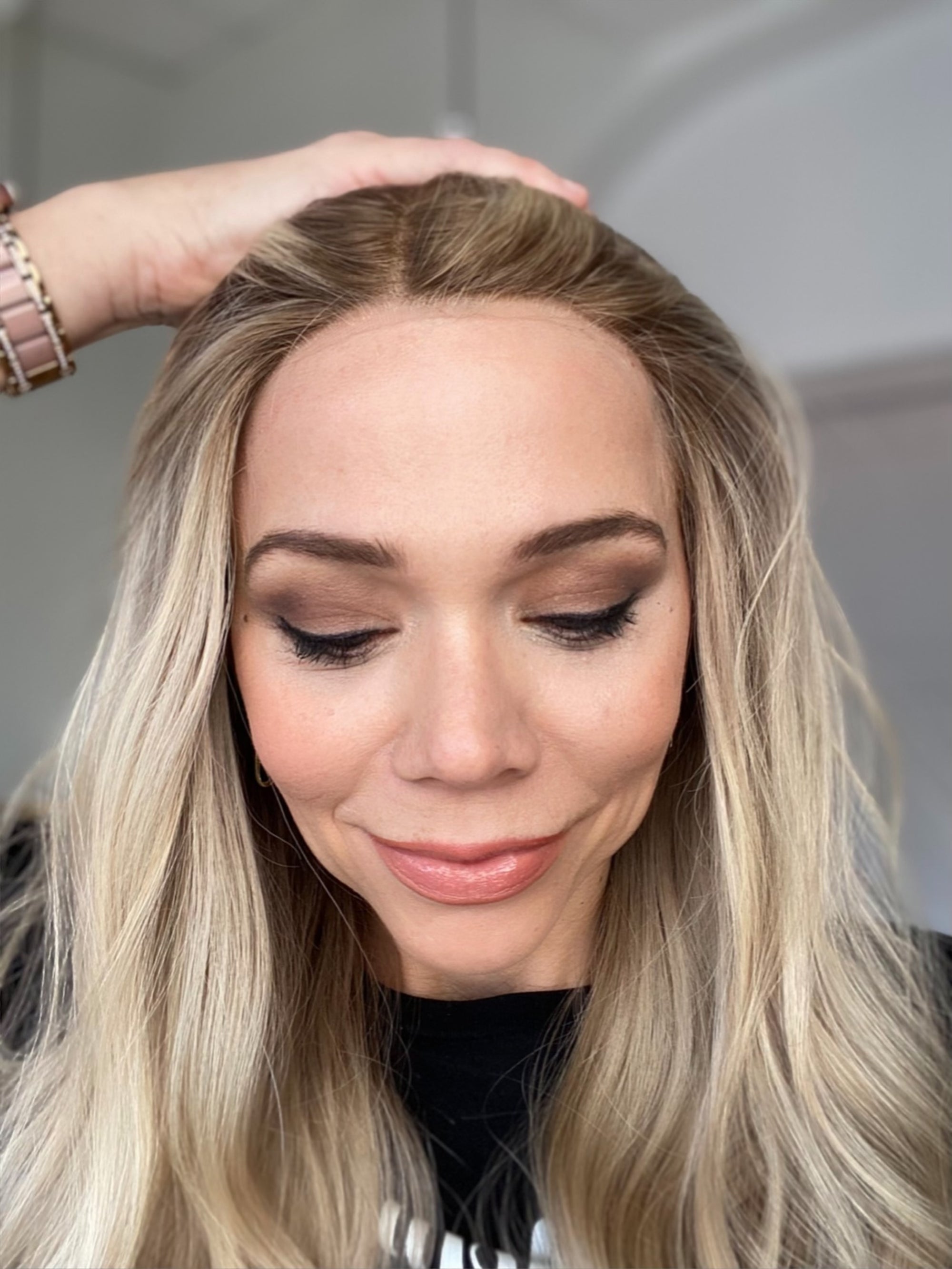 # 8179 GARDEAUX DELUXE HAND TIED MONO TOP WIG (SMALL CAP)