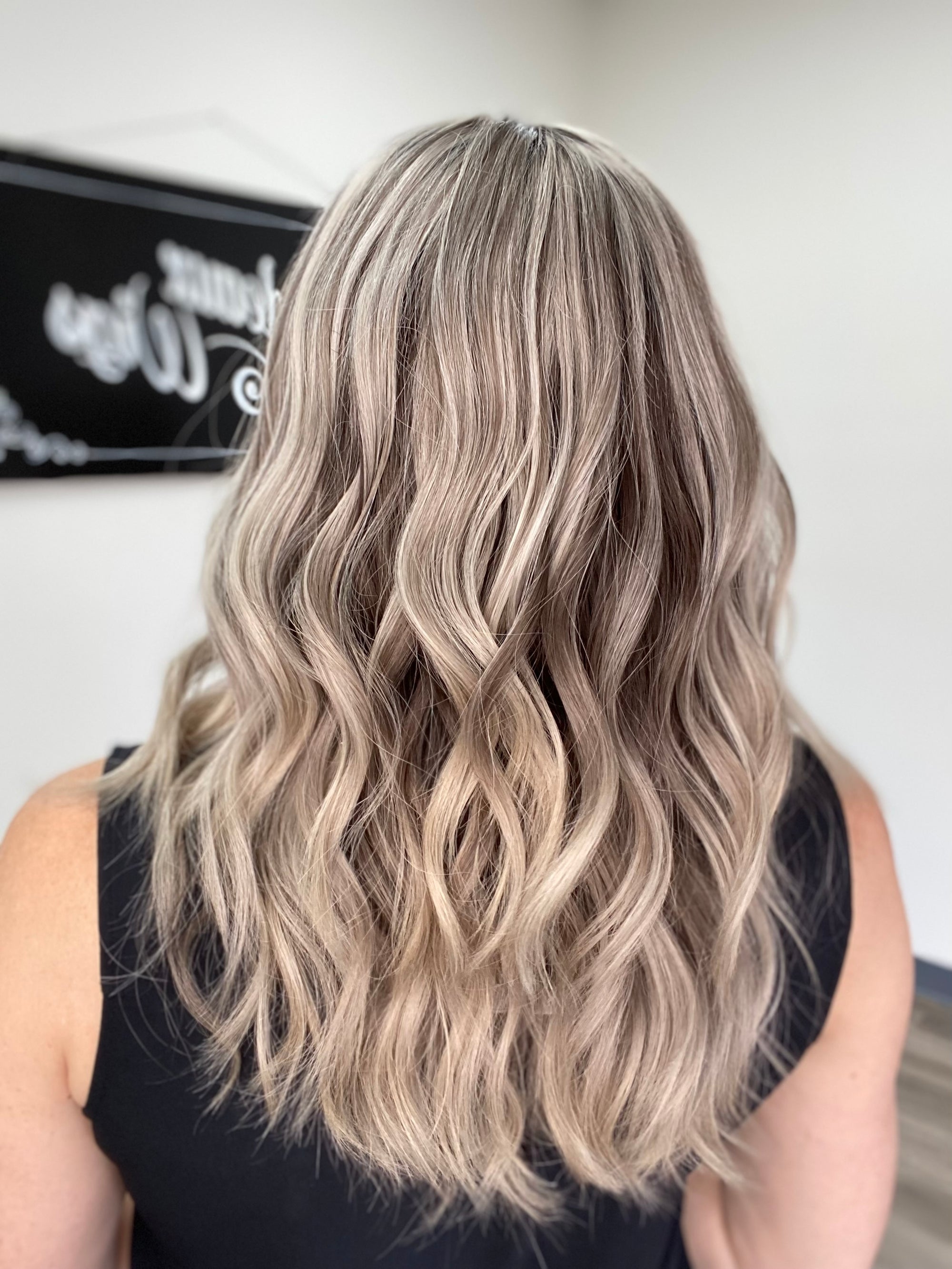# 8710 GARDEAUX DELUXE HAND TIED MONO TOP WIG (SMALL CAP)