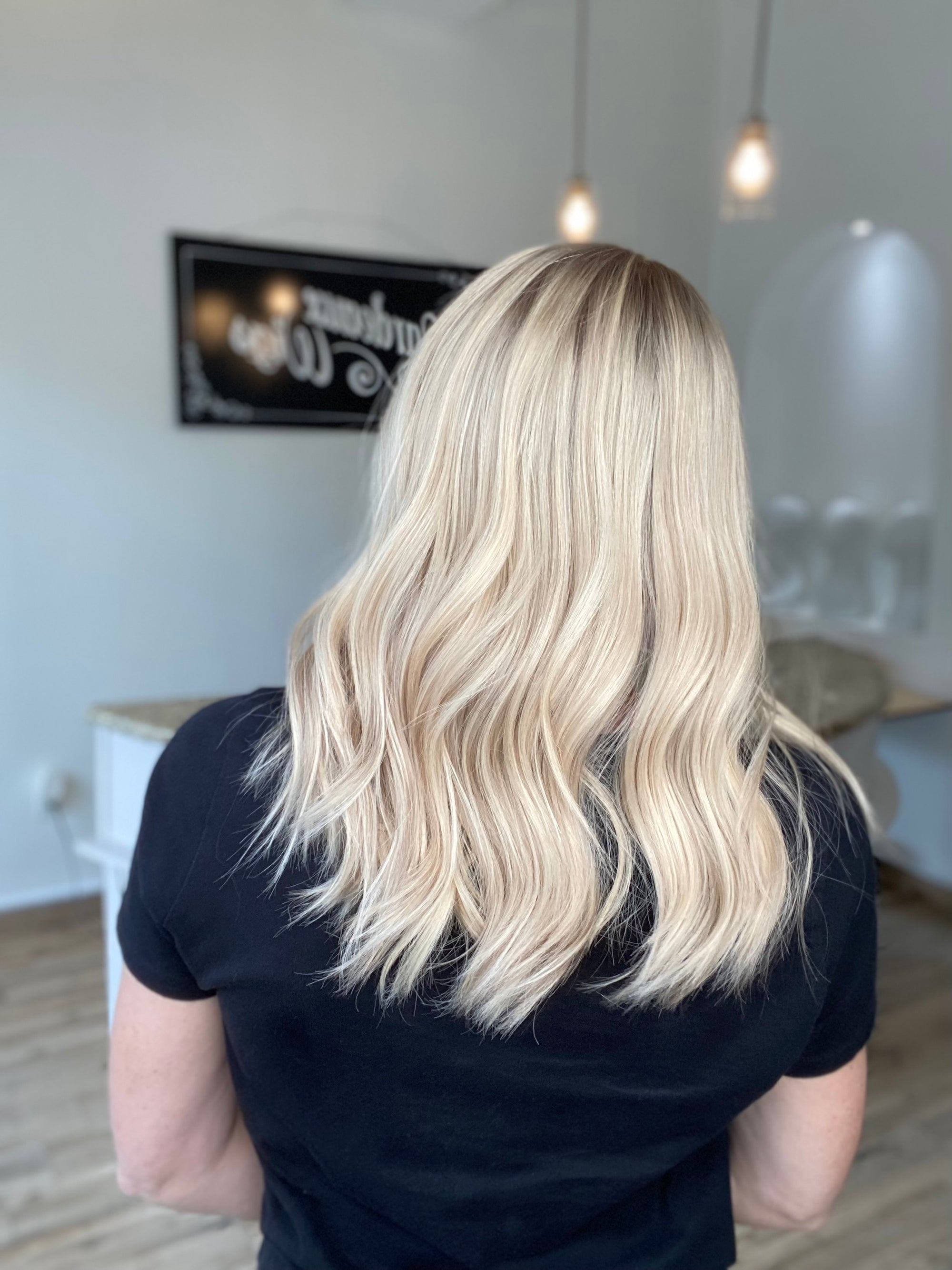 STOCK # BL624 GARDEAUX DELUXE LACE TOP WIG (SMALL CAP)