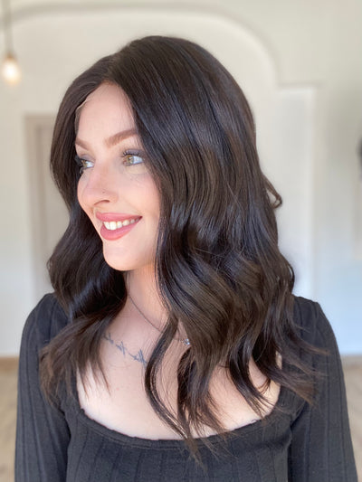 # 7519 GARDEAUX DELUXE LACE TOP WIG (SMALL CAP)