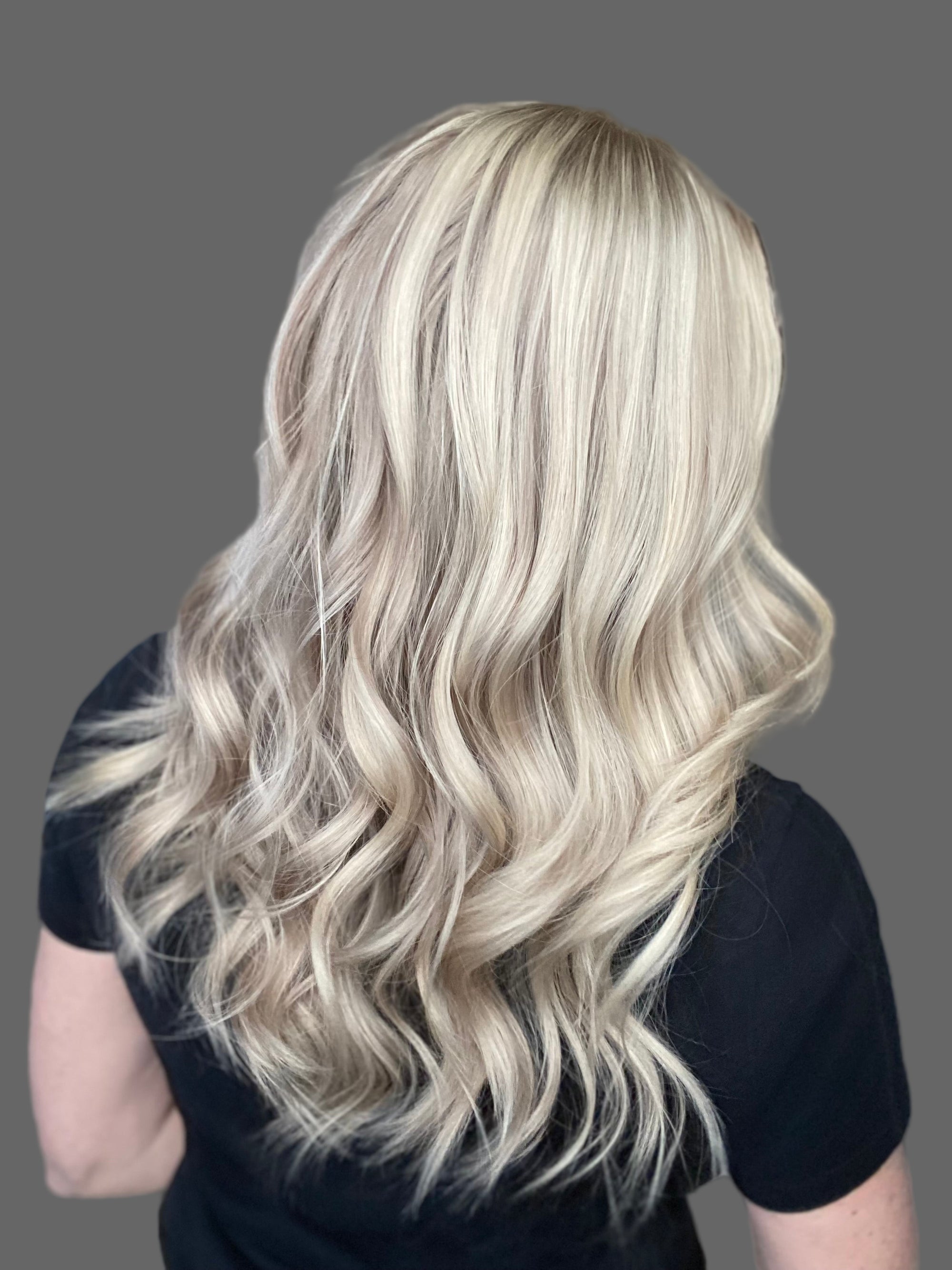 # 8599 GARDEAUX DELUXE HAND TIED CONTOUR CAP WIG (MEDIUM CAP)