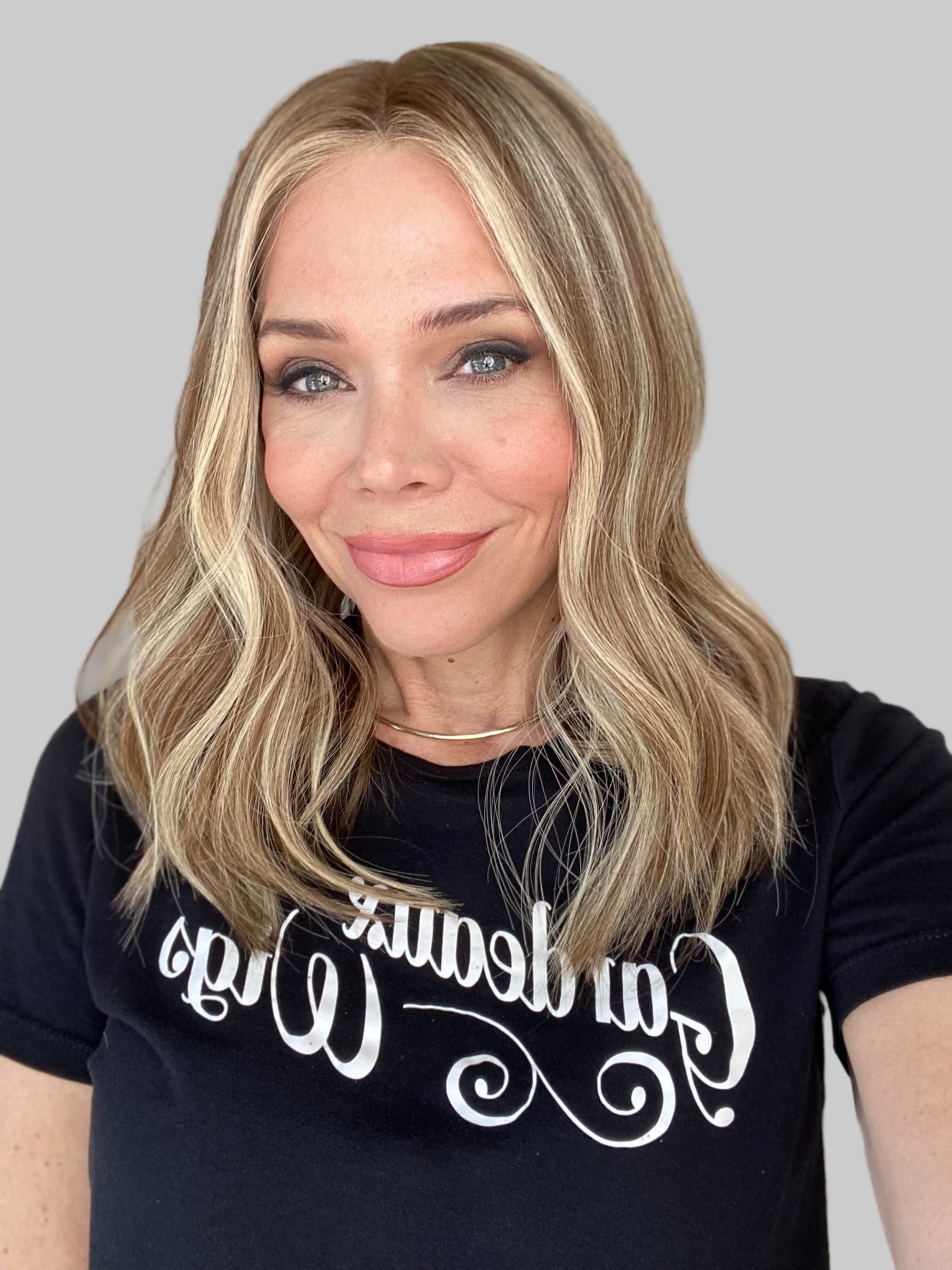 # 8592 GARDEAUX DELUXE DOUBLE LACE TOP WIG (MEDIUM CAP)