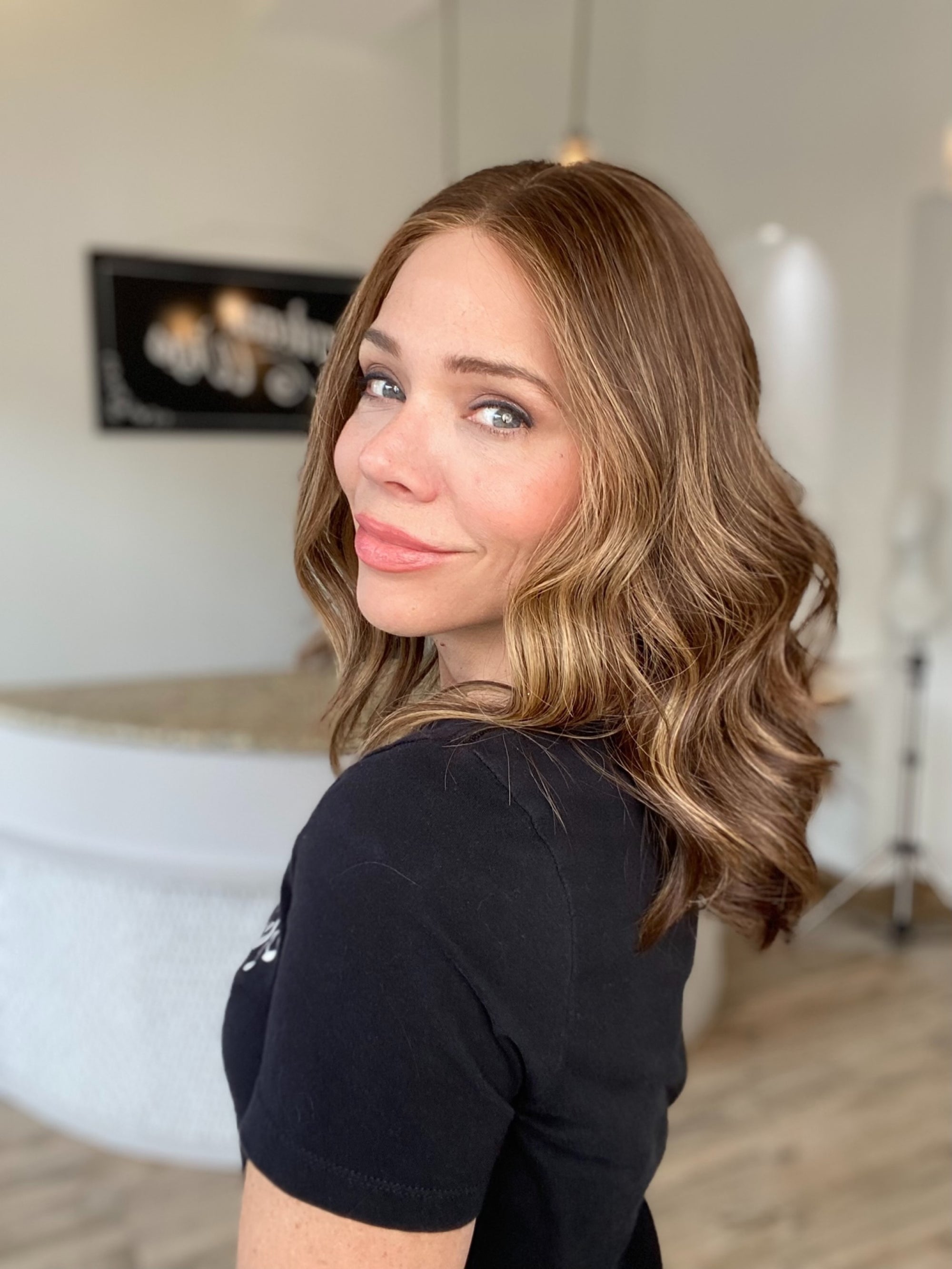 STOCK # JL-364.10 GARDEAUX DELUXE LACE TOP WIG