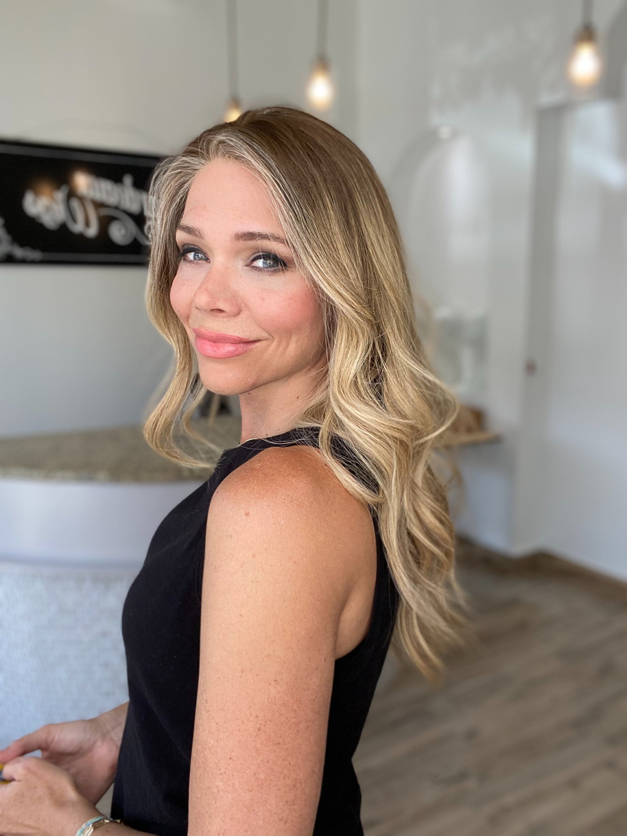 STOCK # BL627 GARDEAUX DELUXE DOUBLE LACE TOP WIG (MEDIUM CAP)