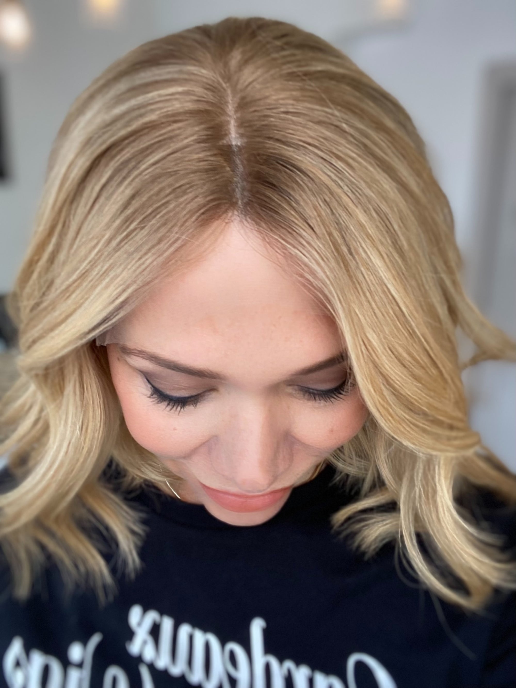 STOCK # LM07.6 GARDEAUX DELUXE DOUBLE LACE TOP WIG (MEDIUM CAP)