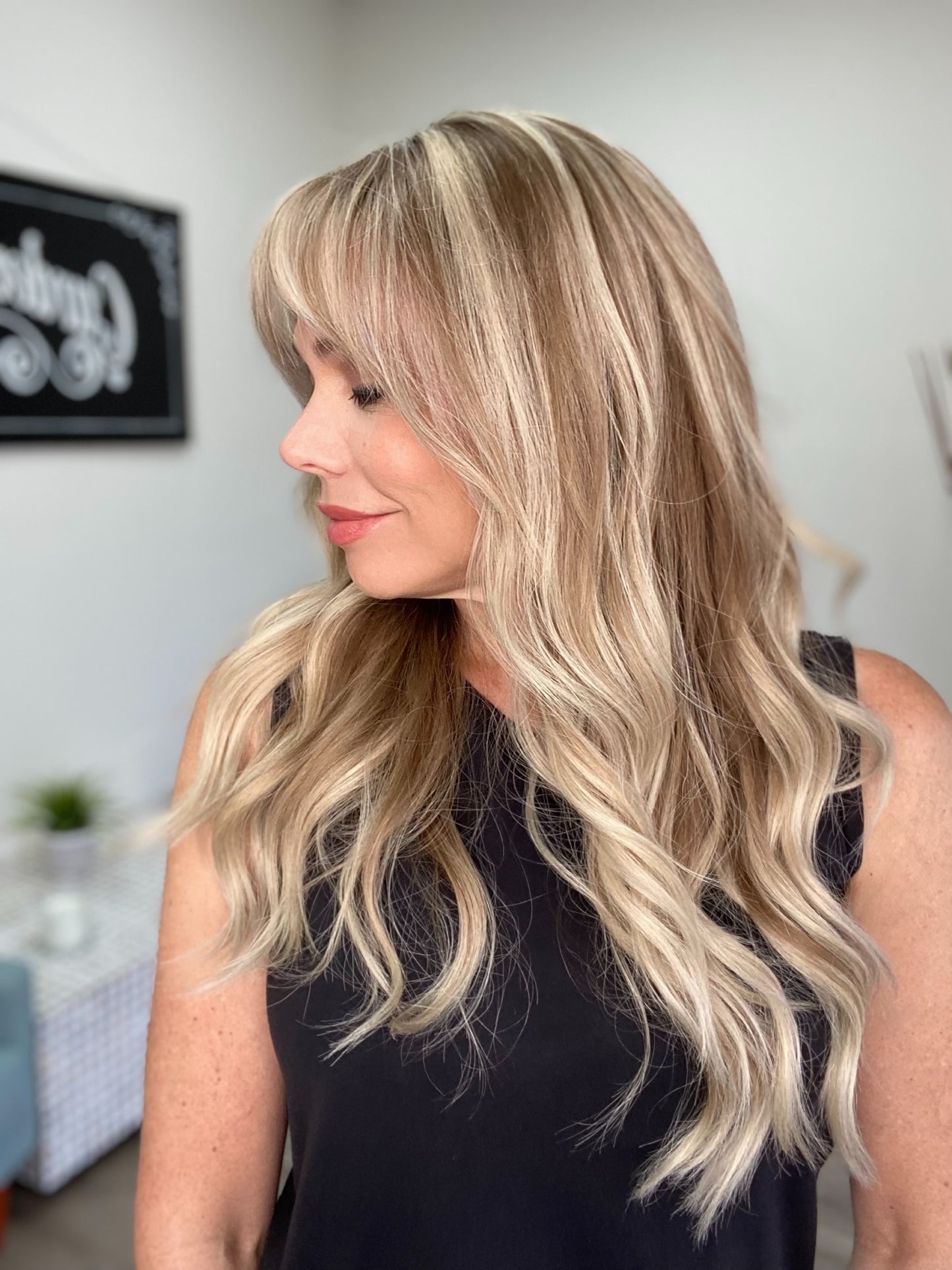 # 8739 GARDEAUX DELUXE HAND TIED MONO TOP WIG (SMALL CAP)