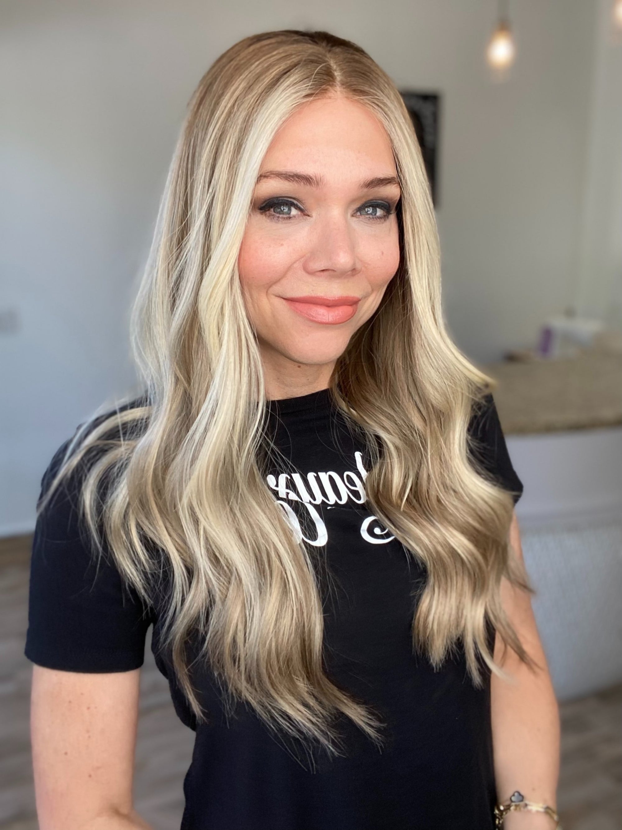 # 7850 GARDEAUX DELUXE LACE TOP WIG (MEDIUM CAP)