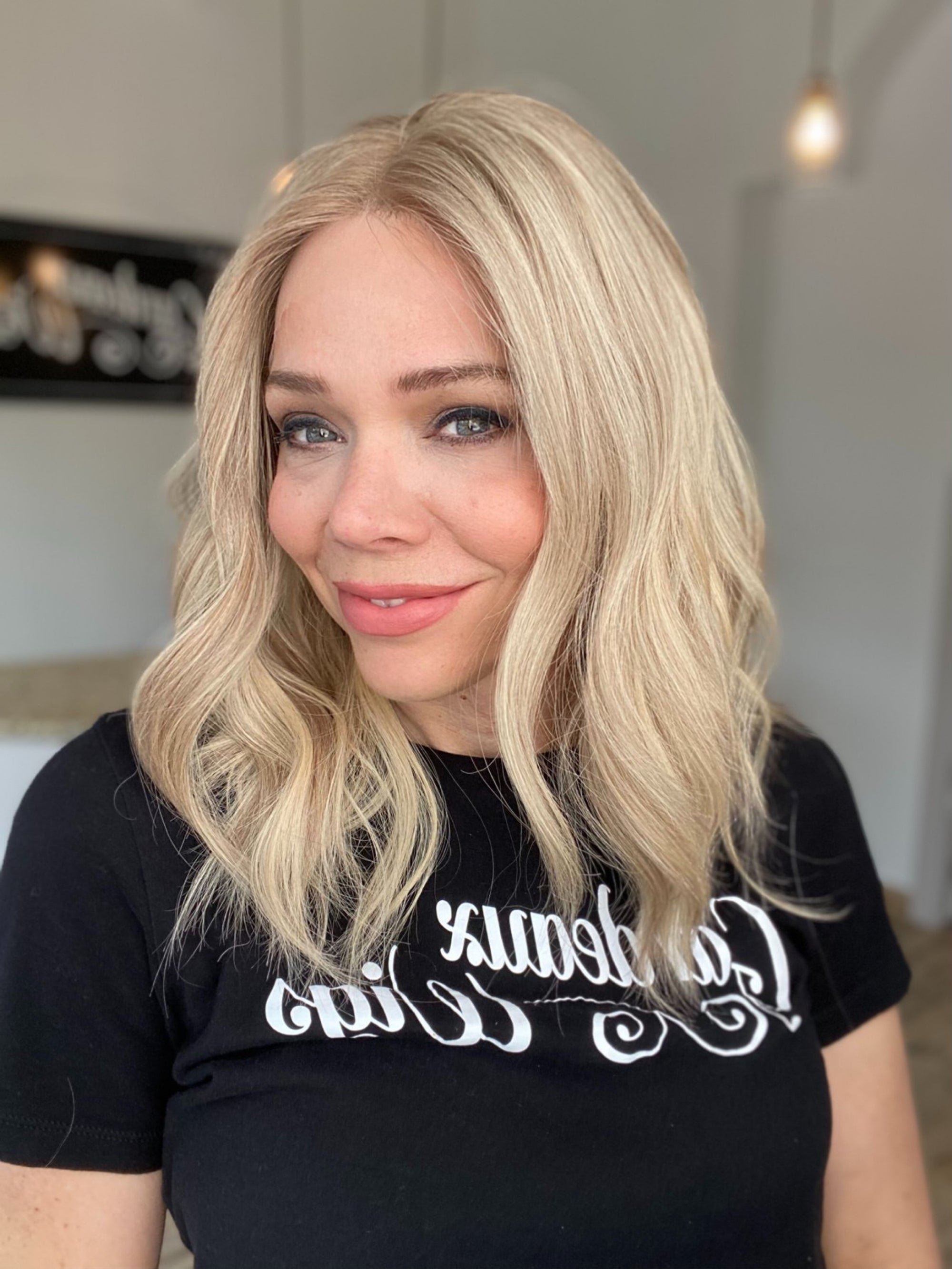 STOCK# JL306.10  GARDEAUX DELUXE LACE TOP WIG