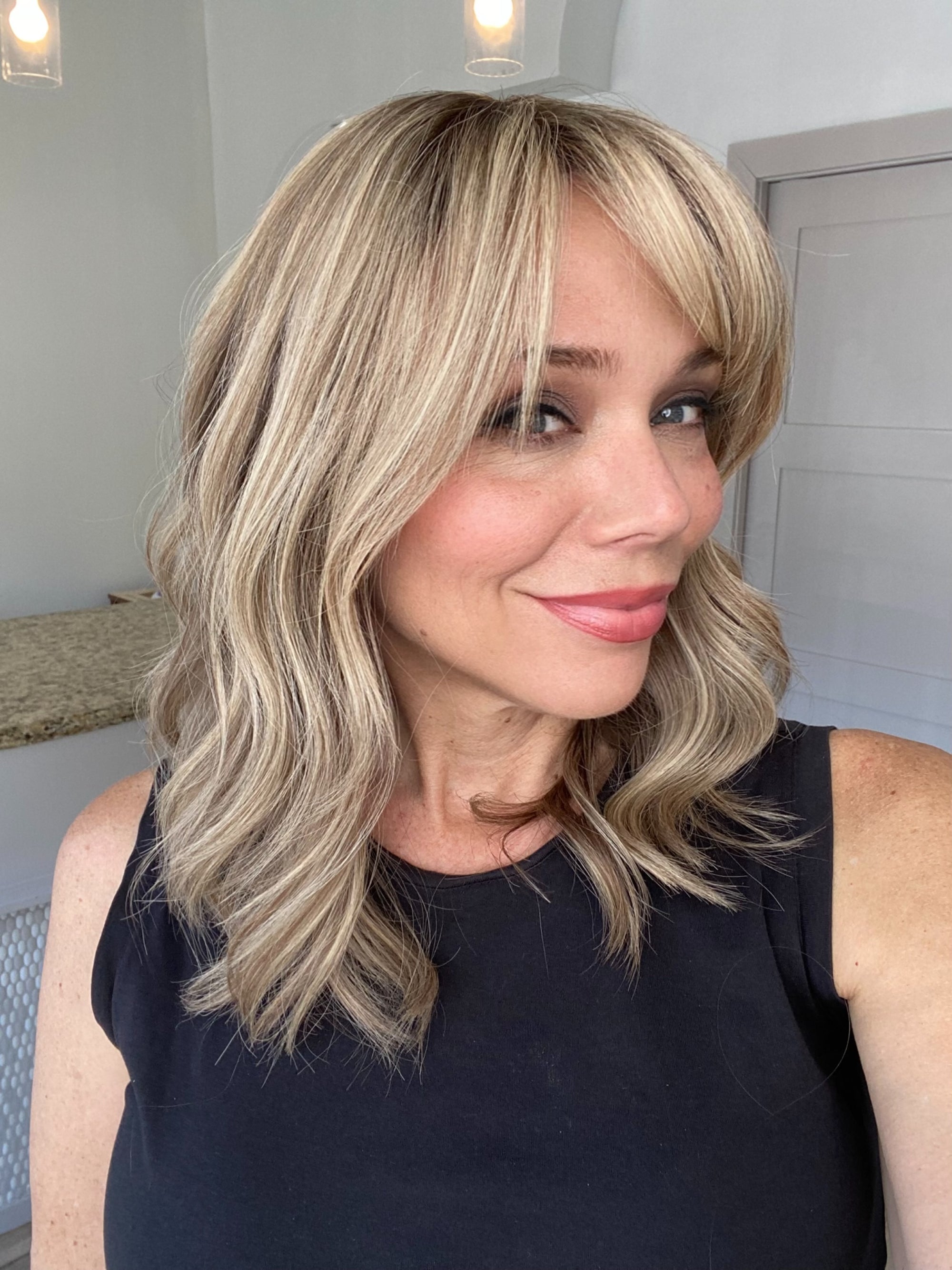 # 8523 GARDEAUX DELUXE HAND TIED MONO TOP WIG (SMALL CAP)