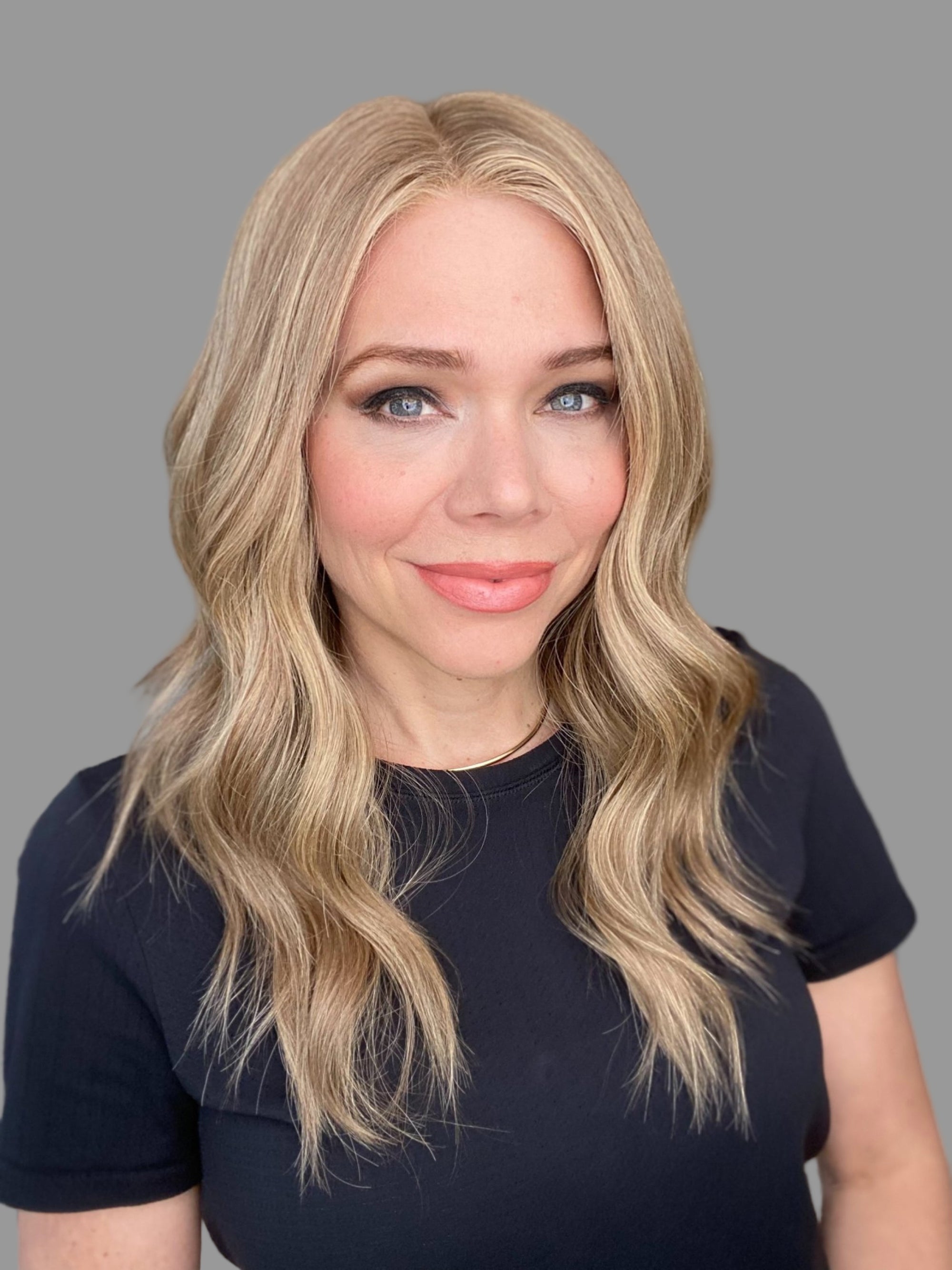 STOCK #JL3-332 GARDEAUX DELUXE HAND TIED DOUBLE MONO TOP WIG (MEDIUM CAP)