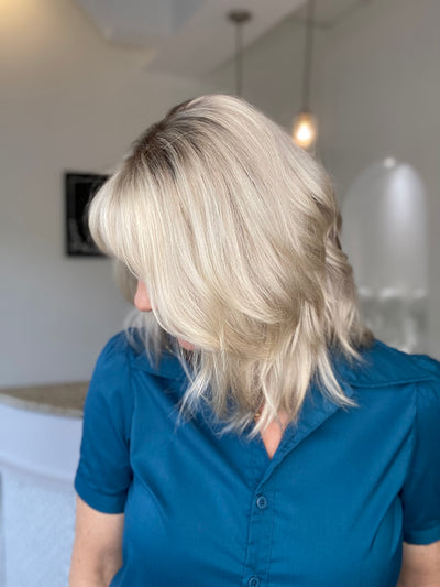 # 8292 GARDEAUX DELUXE DOUBLE MONO TOP WIG (SMALL CAP)