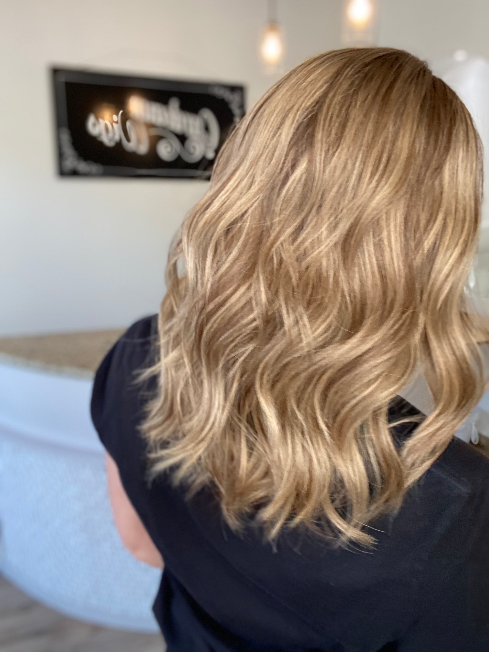 STOCK # JL-362.10 GARDEAUX DELUXE LACE TOP WIG (MEDIUM CAP)