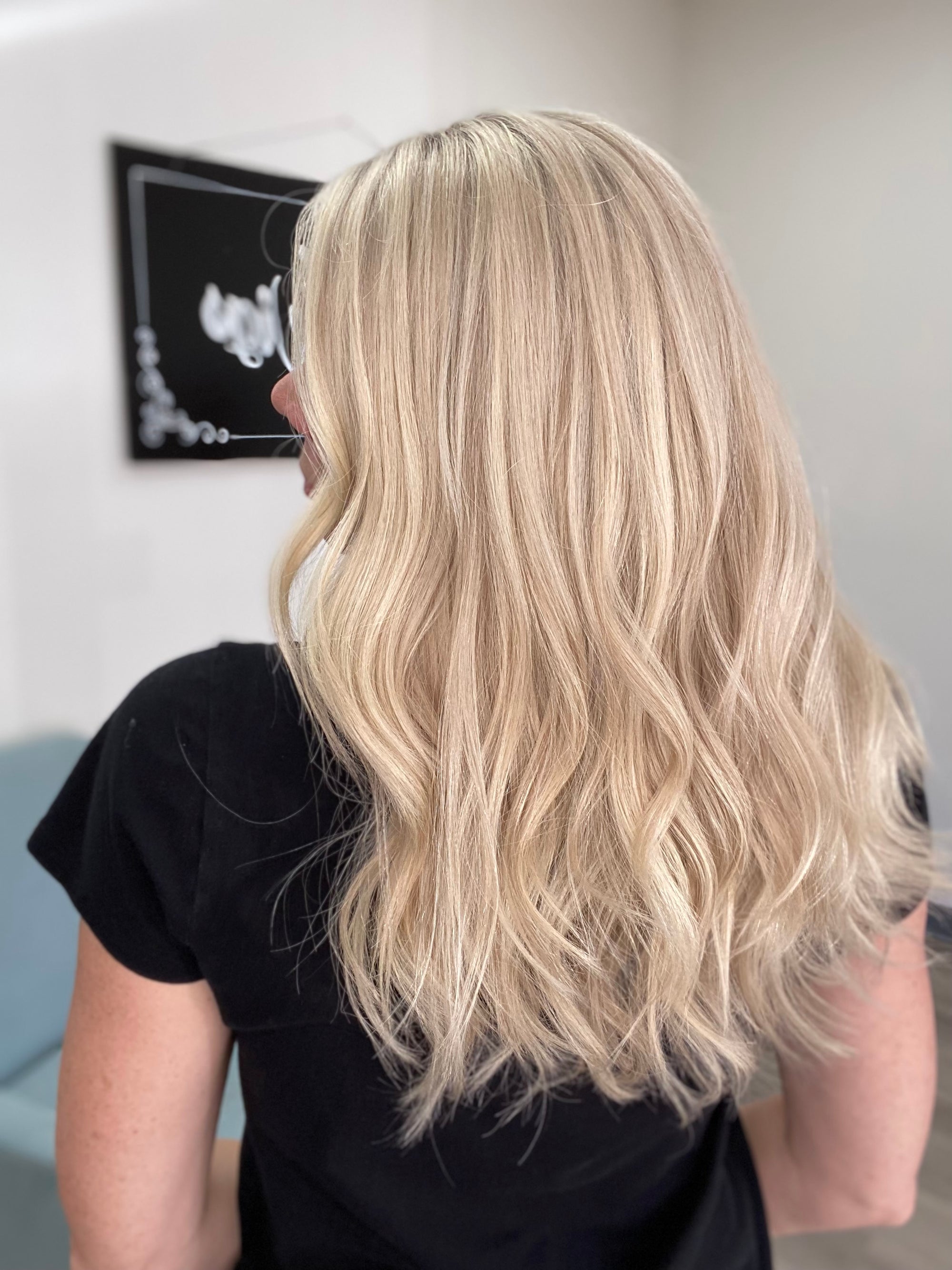 # 8728 GARDEAUX DELUXE HAND TIED MONO TOP WIG (MEDIUM CAP)