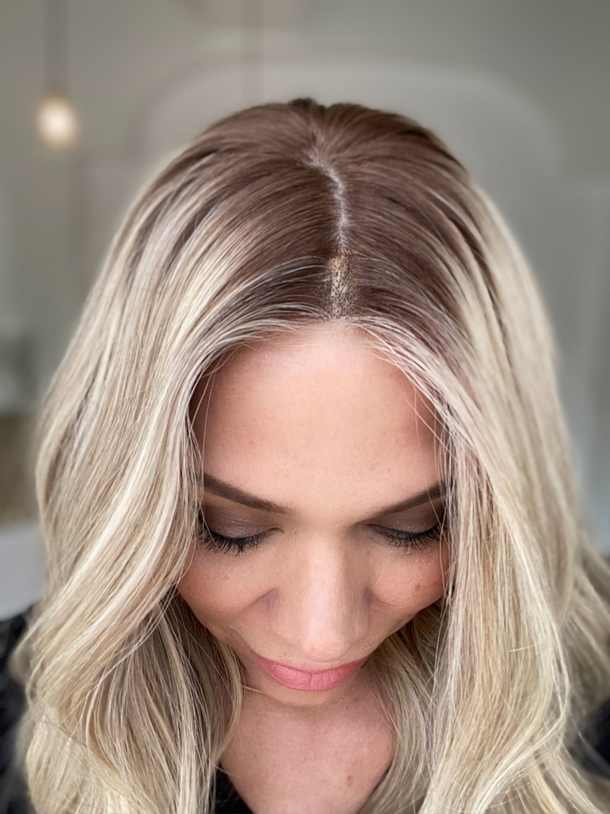 STOCK # JST-325.10  GARDEAUX DELUXE SILK TOP LACE FRONT WIG (MEDIUM CAP)