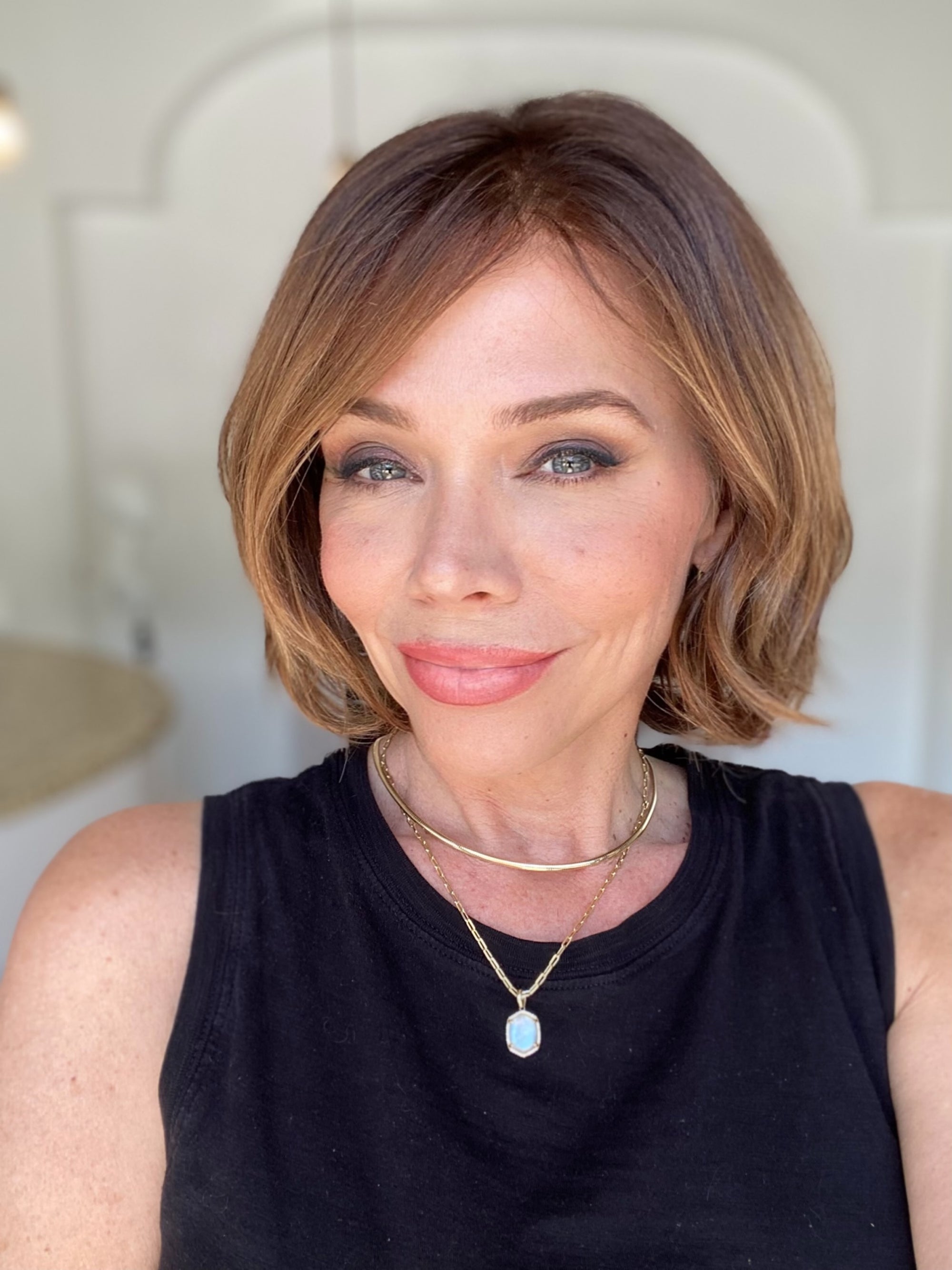 # 8515 GARDEAUX DELUXE HAND TIED MONO TOP WIG (MEDIUM CAP) FINAL SALE