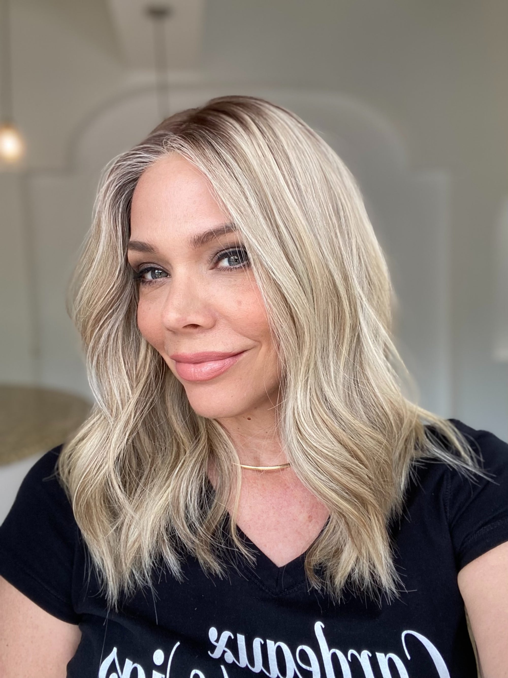 STOCK # JST-325.10  GARDEAUX DELUXE SILK TOP LACE FRONT WIG (MEDIUM CAP)