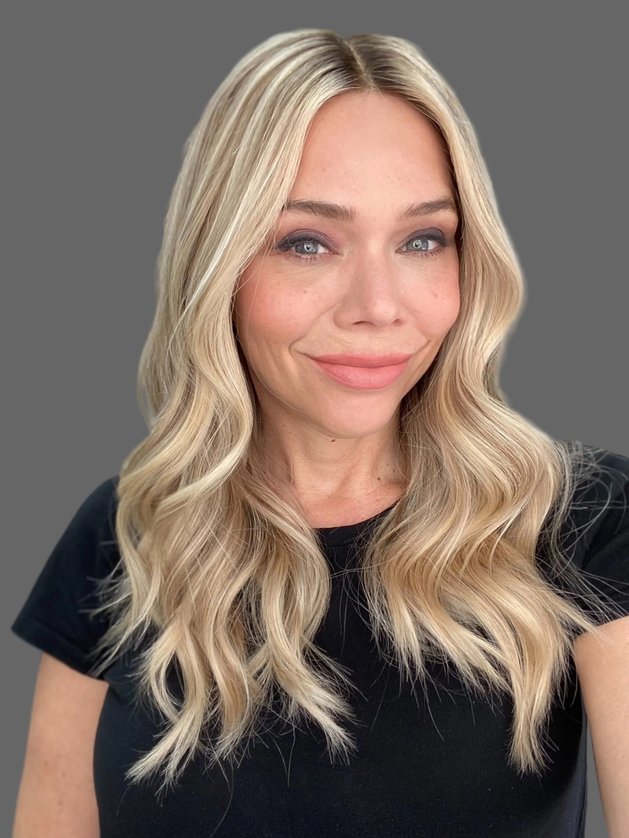 # 8729 GARDEAUX DELUXE LACE TOP WIG (SMALL CAP)