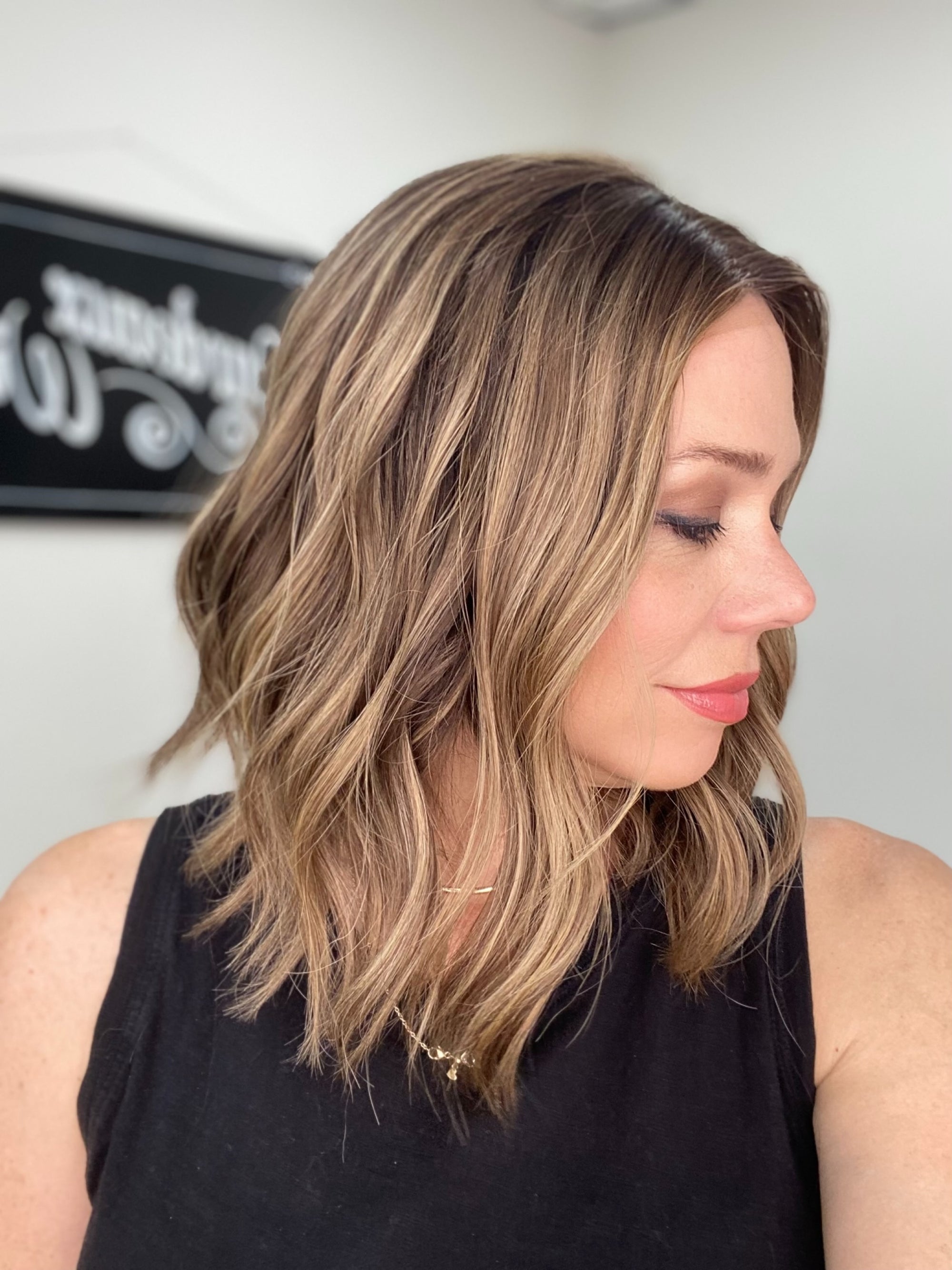 # 8670 GARDEAUX DELUXE HAND TIED, SILICONE LINED WIG (SMALL CAP)