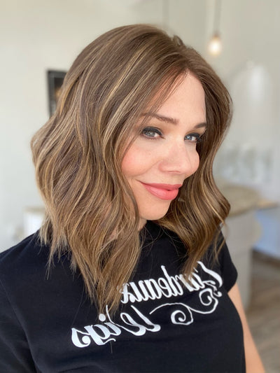 STOCK# BL602.8 GARDEAUX DELUXE LACE TOP WIG (MEDIUM CAP)
