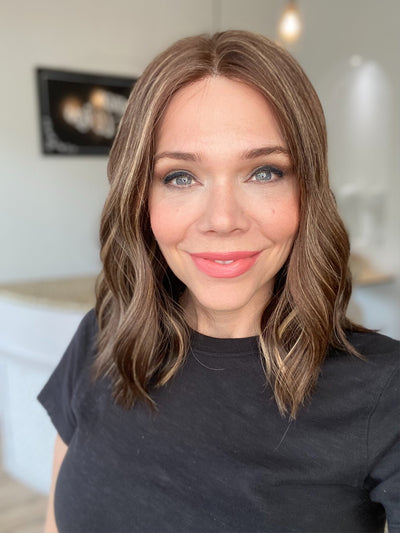 STOCK# BL610.8 GARDEAUX DELUXE LACE TOP WIG (SMALL CAP)
