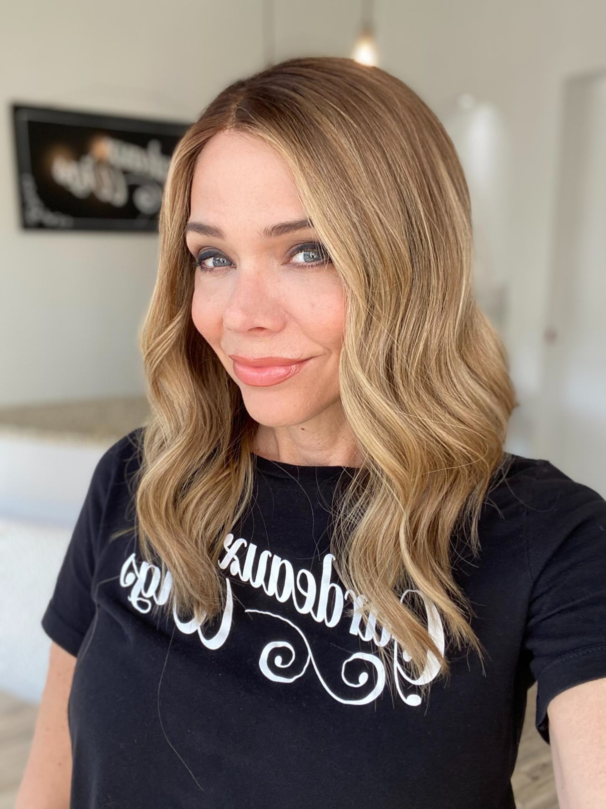 "SOPHIA" (11") DELUXE HAND TIED MONO TOP WIG (SMALL CAP)