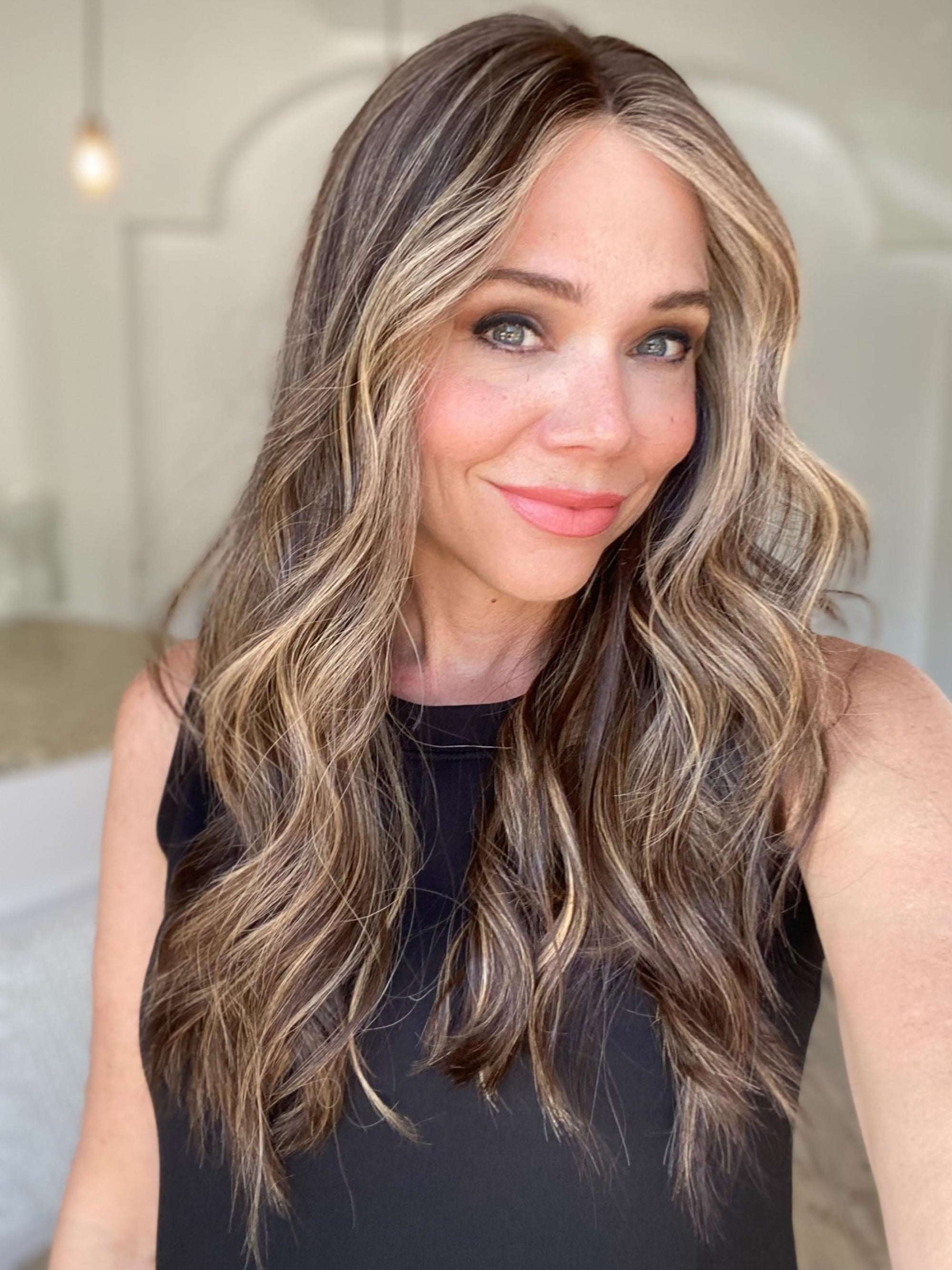 STOCK # BL610.16 GARDEAUX DELUXE DOUBLE LACE TOP WIG (MEDIUM CAP)