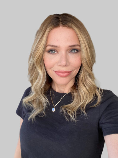 # 8570 GARDEAUX DELUXE HAND TIED MONO TOP WIG (MEDIUM CAP)