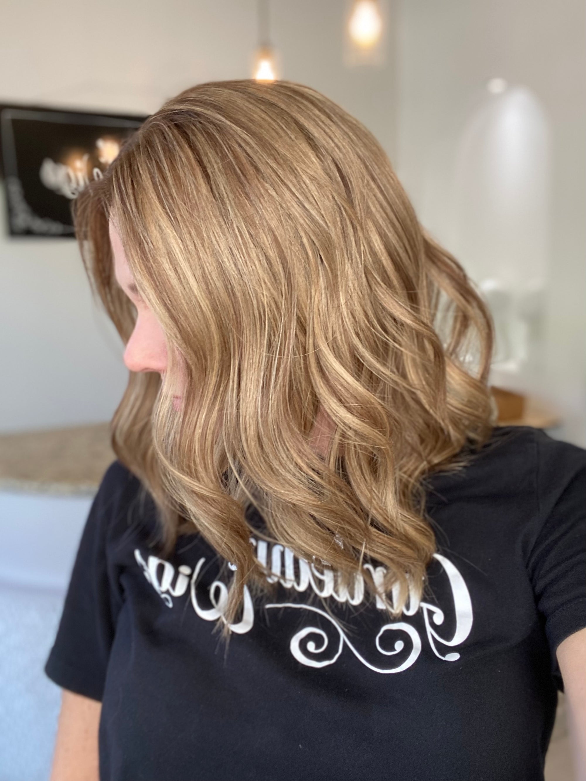 STOCK # JL-362.10 GARDEAUX DELUXE LACE TOP WIG (MEDIUM CAP)