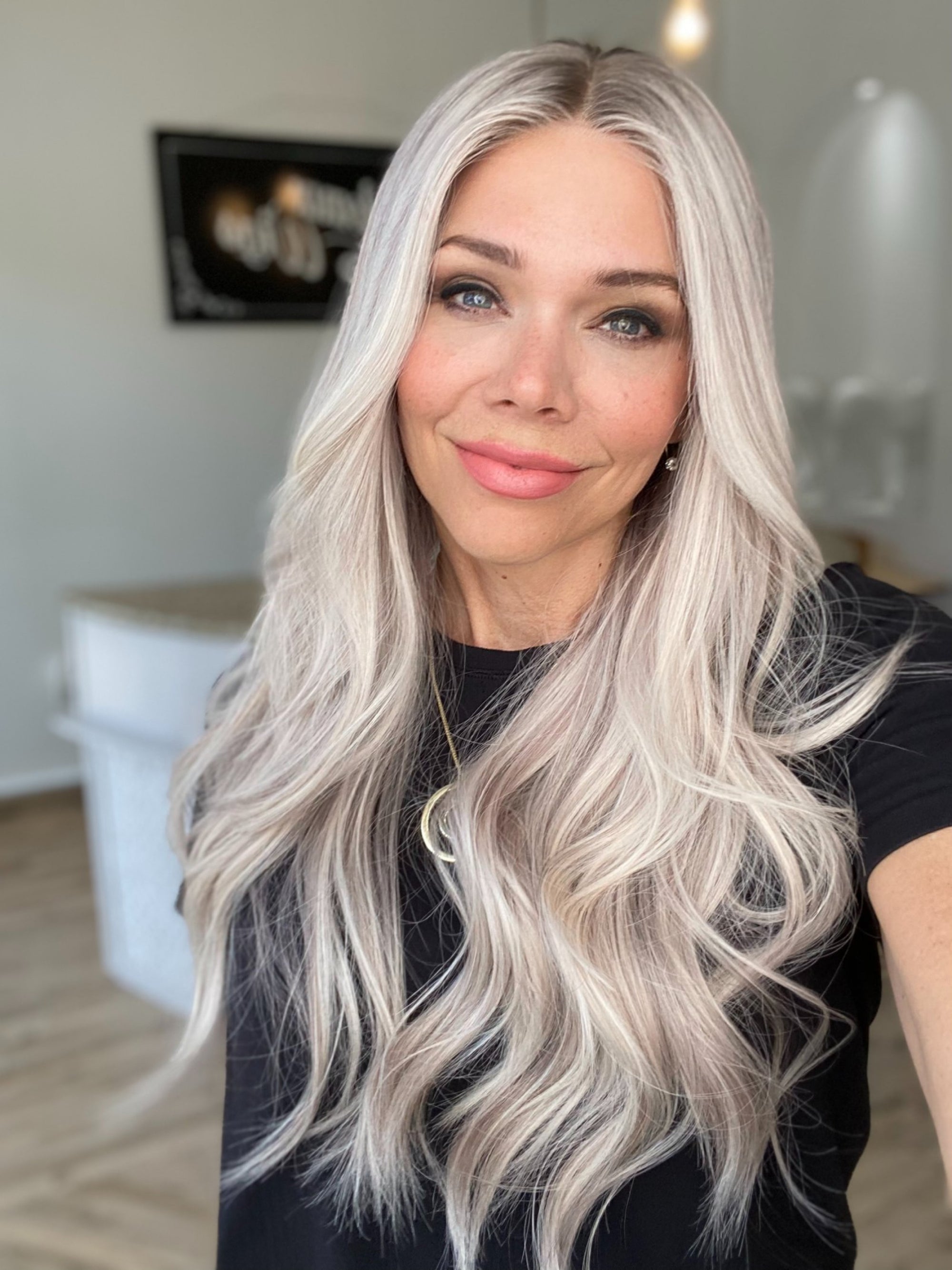 STOCK # BL625.18 GARDEAUX DELUXE DOUBLE LACE TOP WIG