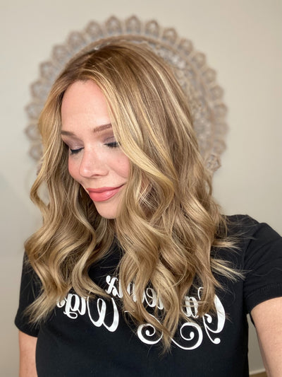 # 8541 GARDEAUX DELUXE SILK TOP LACE FRONT WIG (SMALL CAP)
