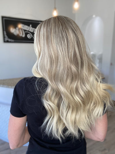 # 8230 GARDEAUX DELUXE LACE TOP WIG (MEDIUM CAP)