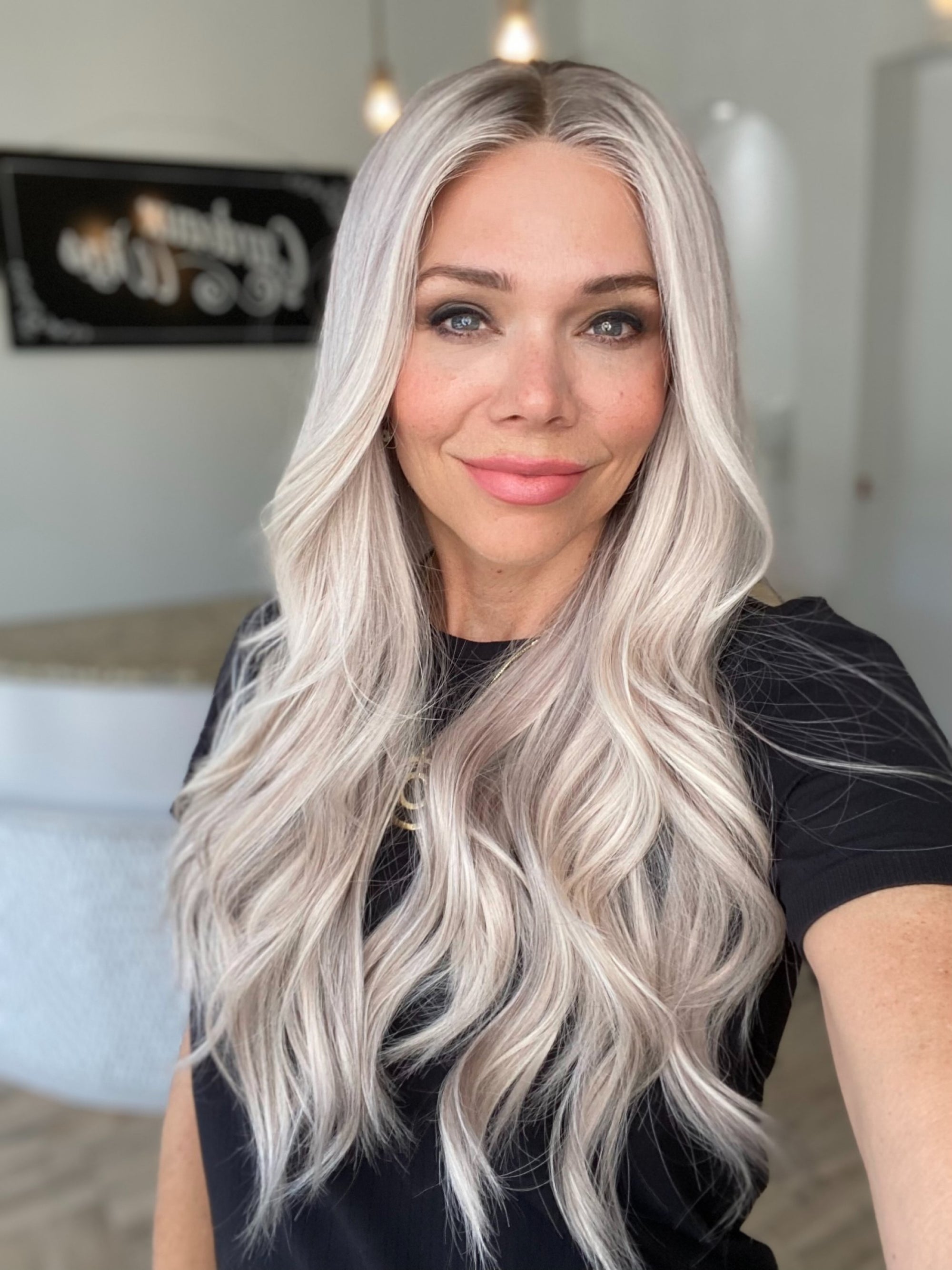 STOCK # BL625.18 GARDEAUX DELUXE DOUBLE LACE TOP WIG