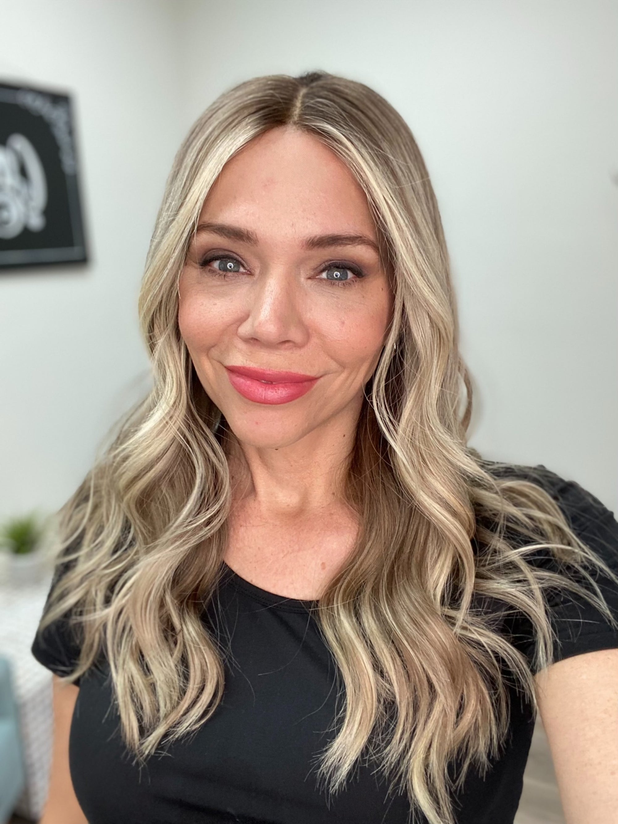 # 8715 GARDEAUX DELUXE LACE TOP WIG (SMALL CAP)