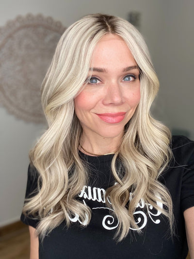 # 8524 GARDEAUX DELUXE HAND TIED DOUBLE LACE TOP WIG (MEDIUM CAP)