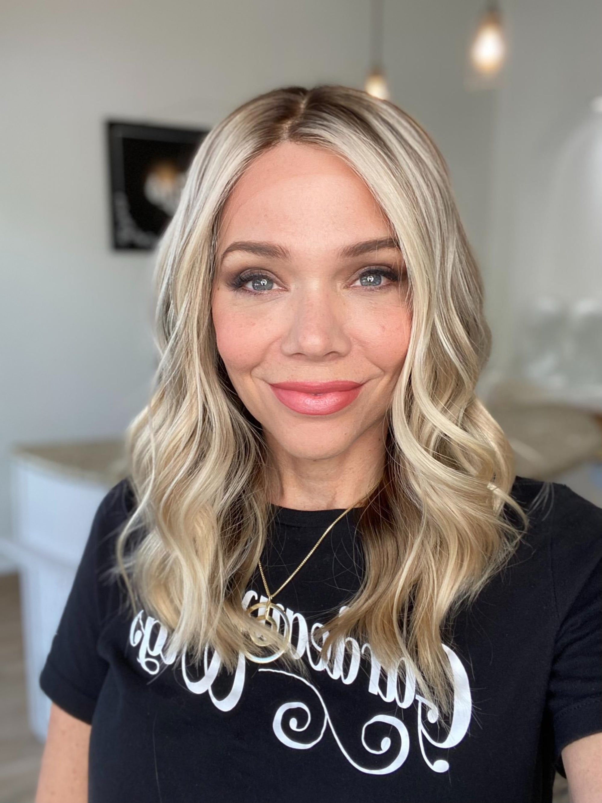 "SARAH" GARDEAUX DELUXE MONO TOP WIG (MEDIUM CAP)