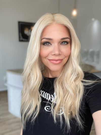 STOCK # JL300 GARDEAUX DELUXE LACE TOP WIG (MEDIUM CAP)