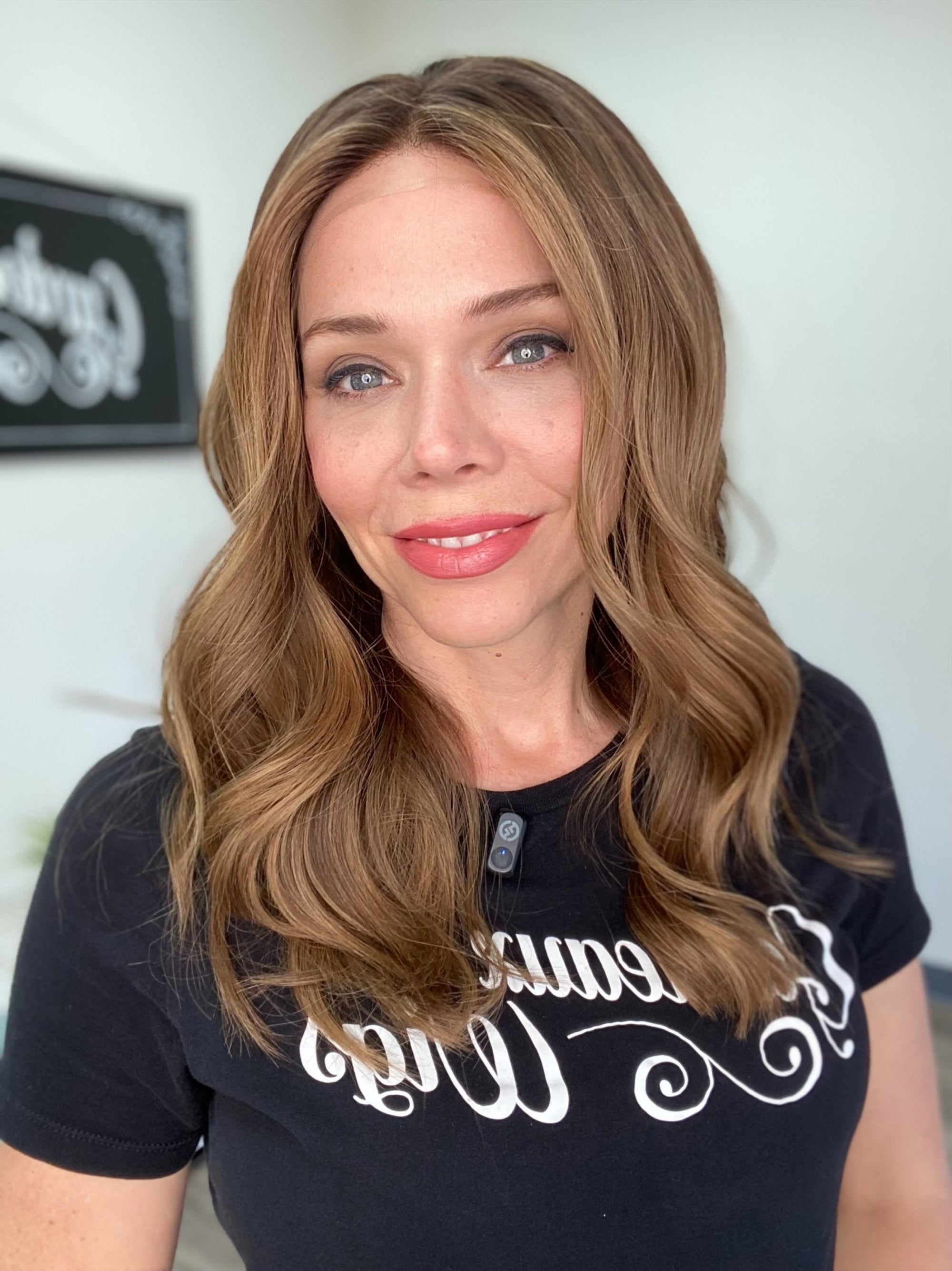 # 8711 GARDEAUX DELUXE HAND TIED, SILICONE LINED GRIPPER WIG (MEDIUM CAP)