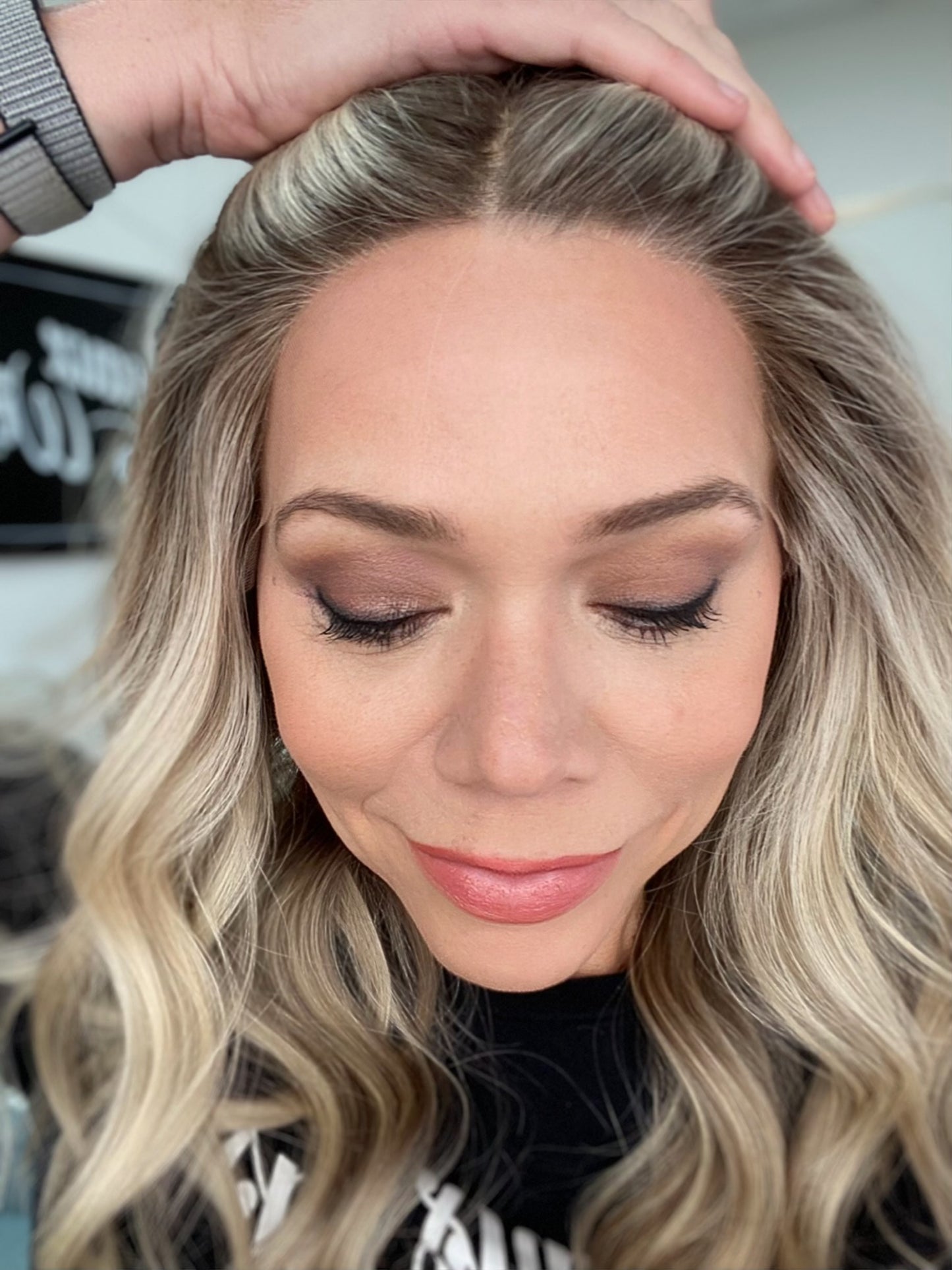 # 8744 GARDEAUX DELUXE HAND TIED MONO TOP WIG (MEDIUM CAP)