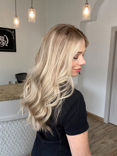 # 8620 GARDEAUX DELUXE LACE TOP WIG (SMALL CAP)