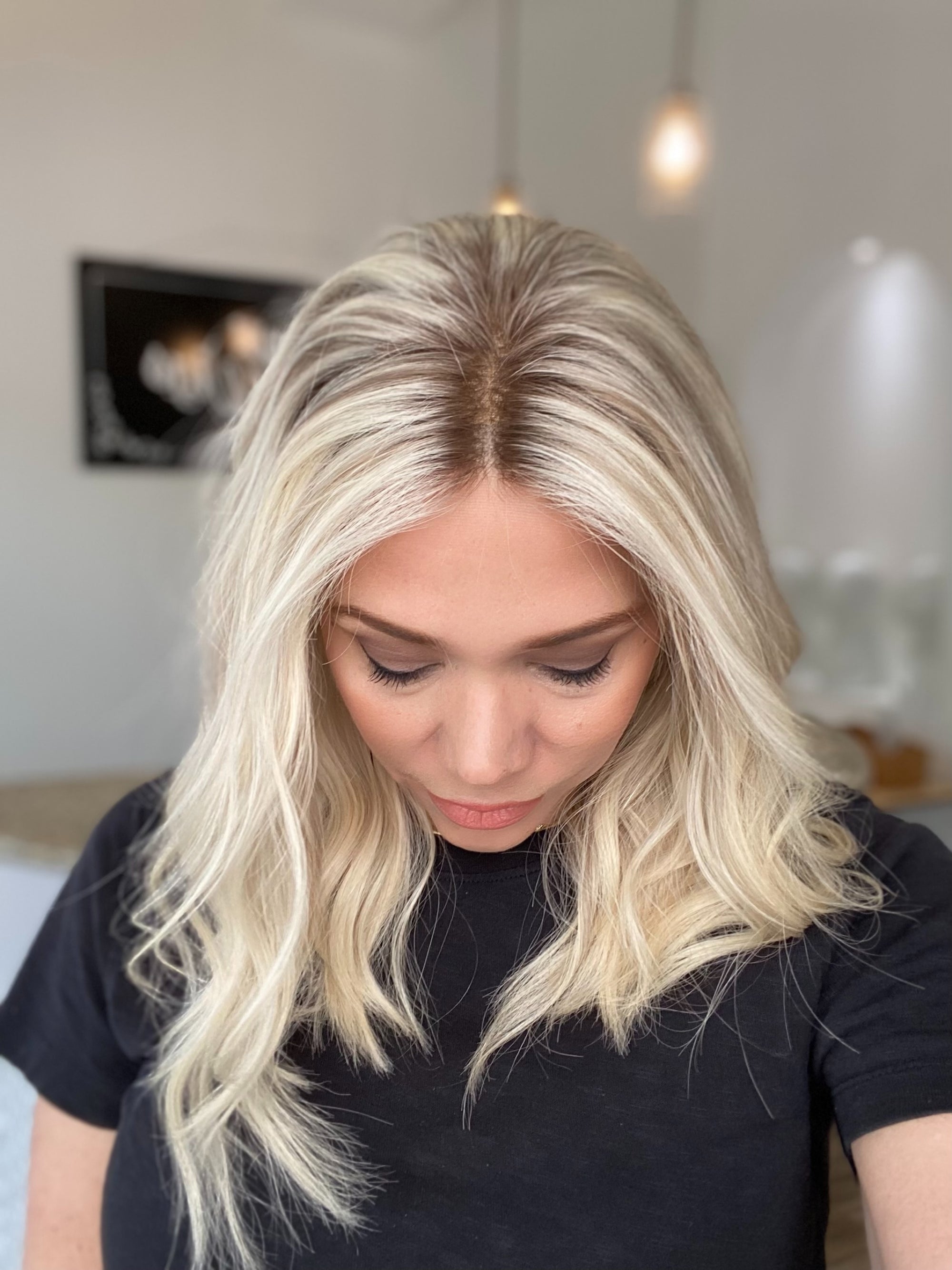 # 8315 GARDEAUX DELUXE LACE TOP WIG  (MEDIUM CAP)