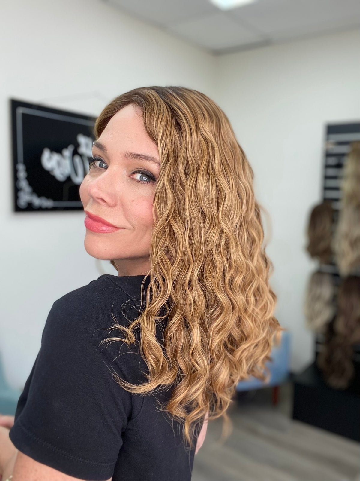 iWig HUMAN HAIR CURLY (MEDIUM CAP) STOCK # 14/8R