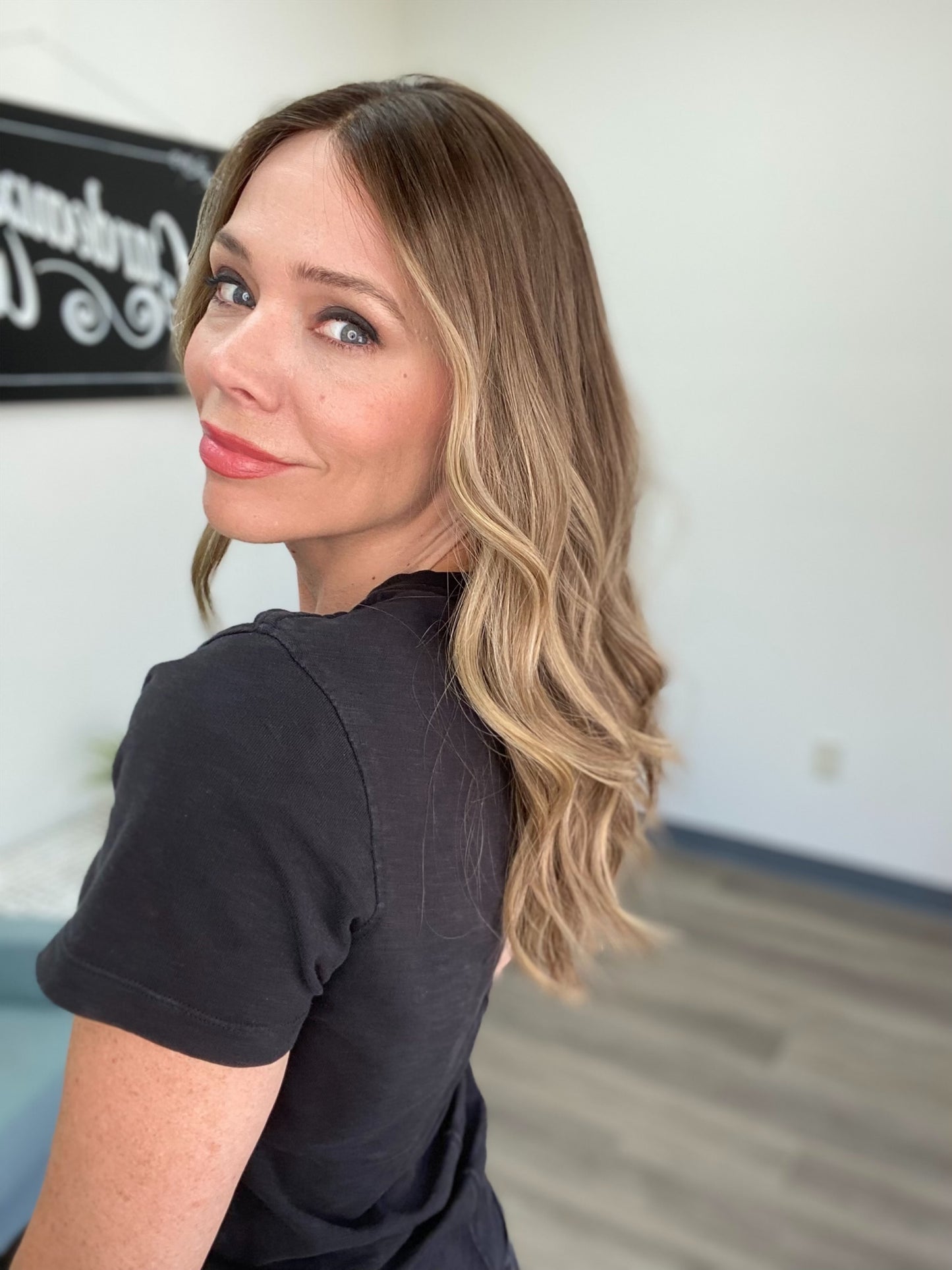# 8737 GARDEAUX DELUXE LACE TOP WIG (SMALL CAP)