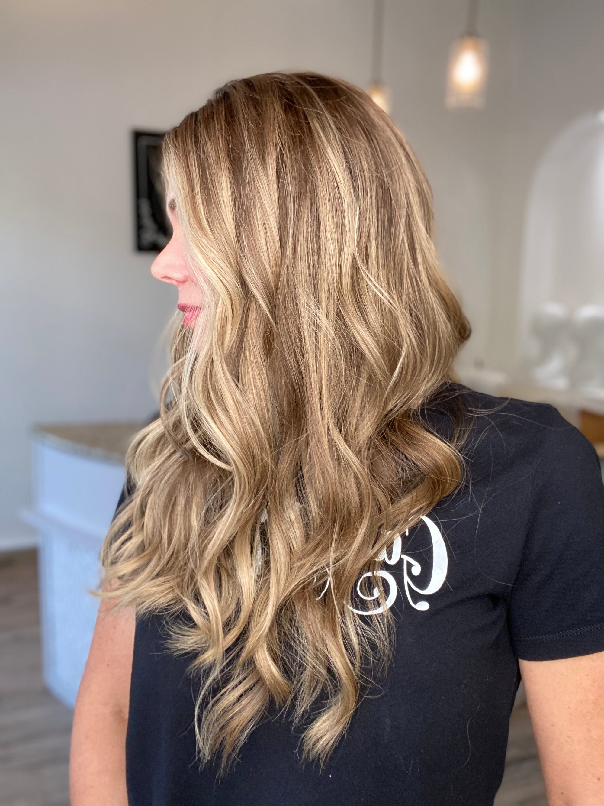 # 8498 GARDEAUX DELUXE HAND TIED MONO TOP WIG (MEDIUM CAP)