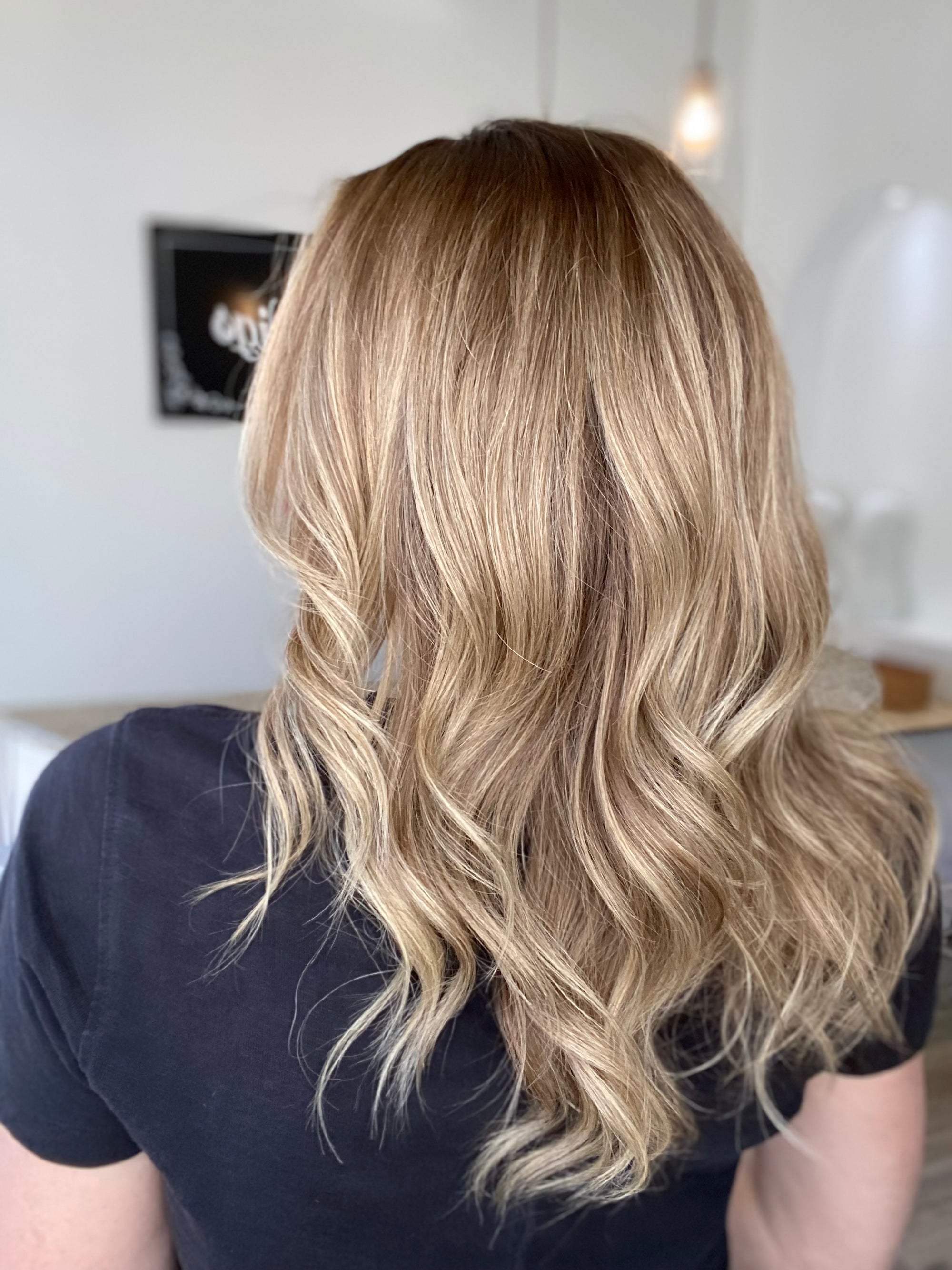 # 8570 GARDEAUX DELUXE HAND TIED MONO TOP WIG (MEDIUM CAP)